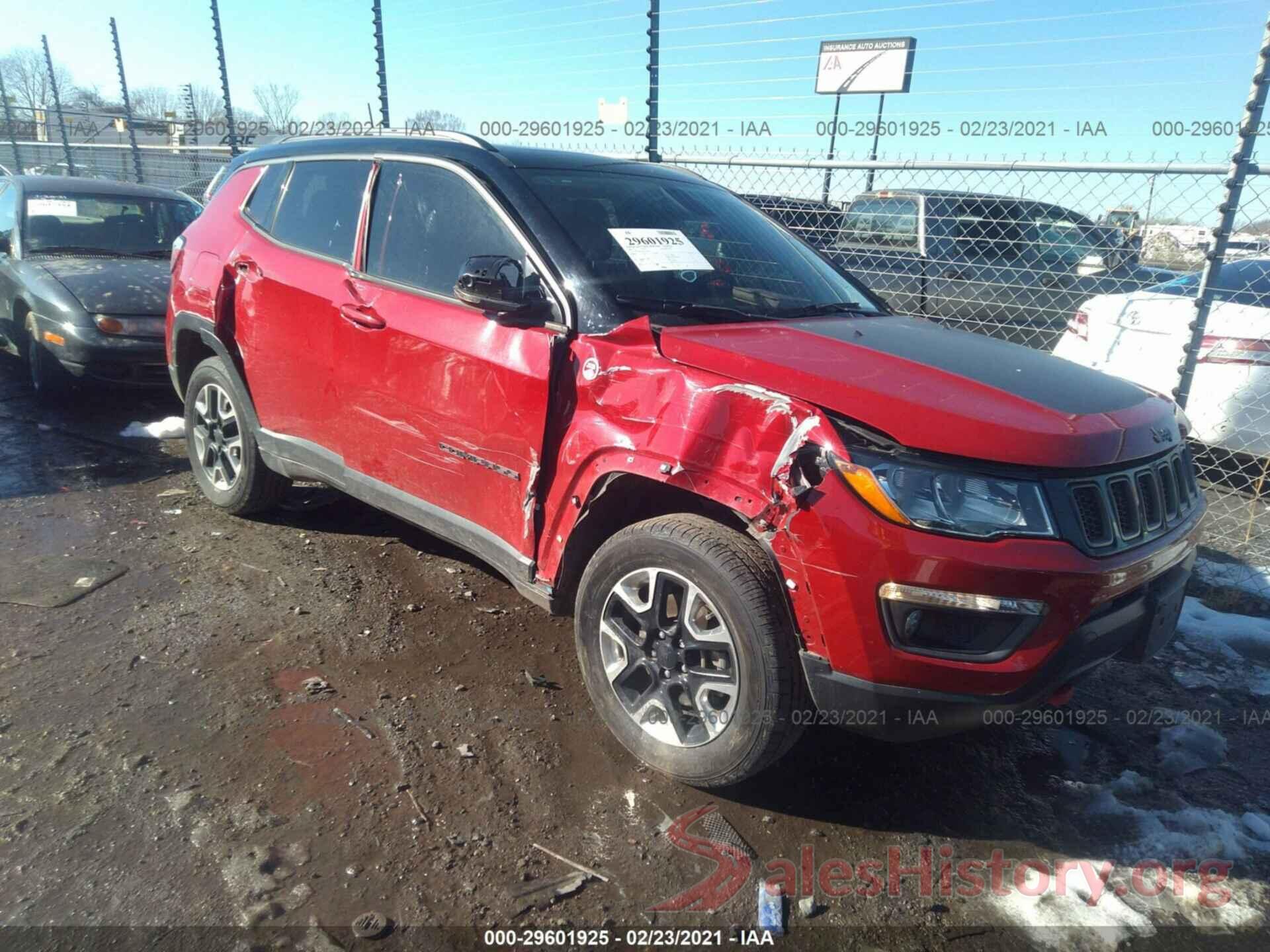 3C4NJDDBXJT245415 2018 JEEP COMPASS