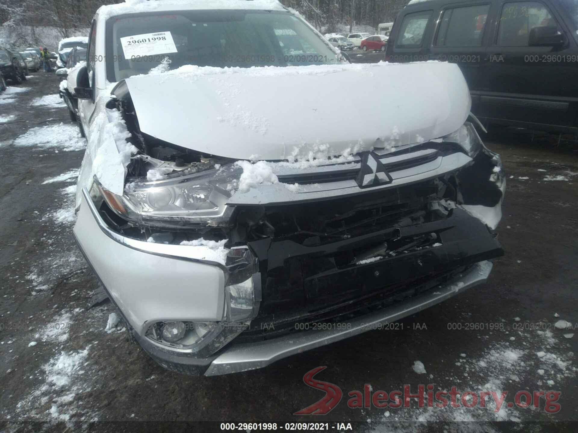 JA4AZ3A37JZ014537 2018 MITSUBISHI OUTLANDER