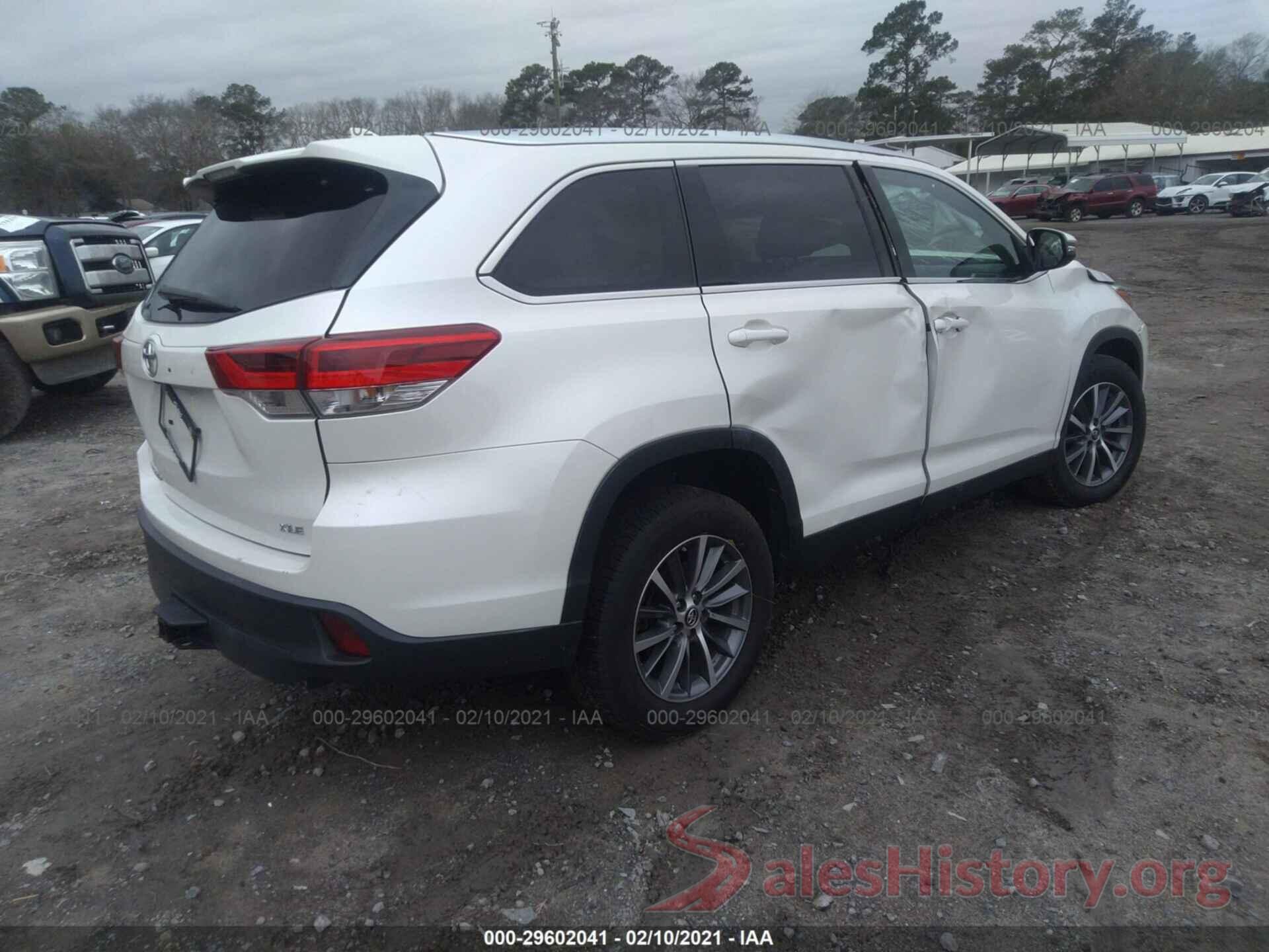 5TDKZRFHXKS555943 2019 TOYOTA HIGHLANDER