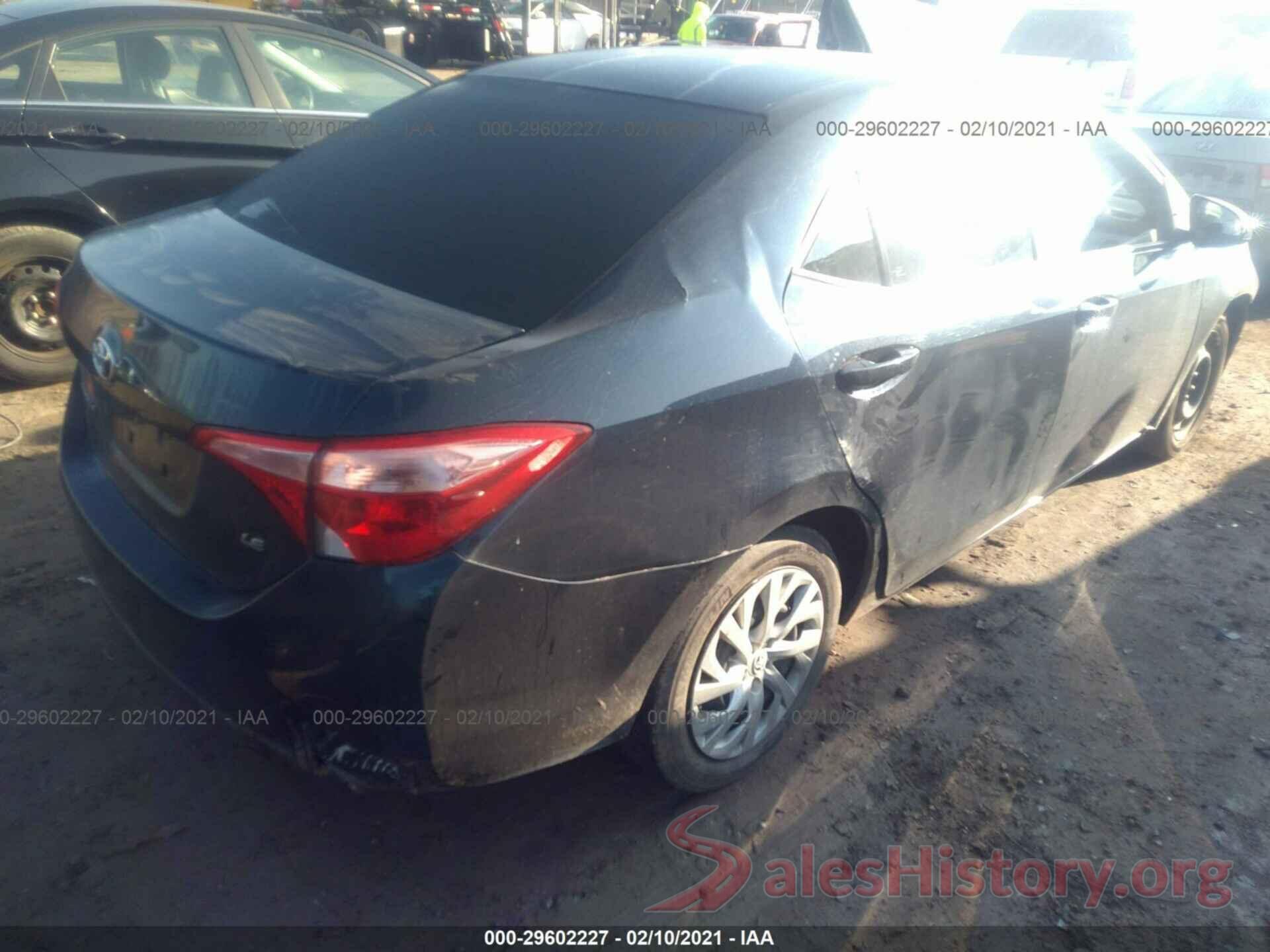 5YFBURHE7JP820701 2018 TOYOTA COROLLA