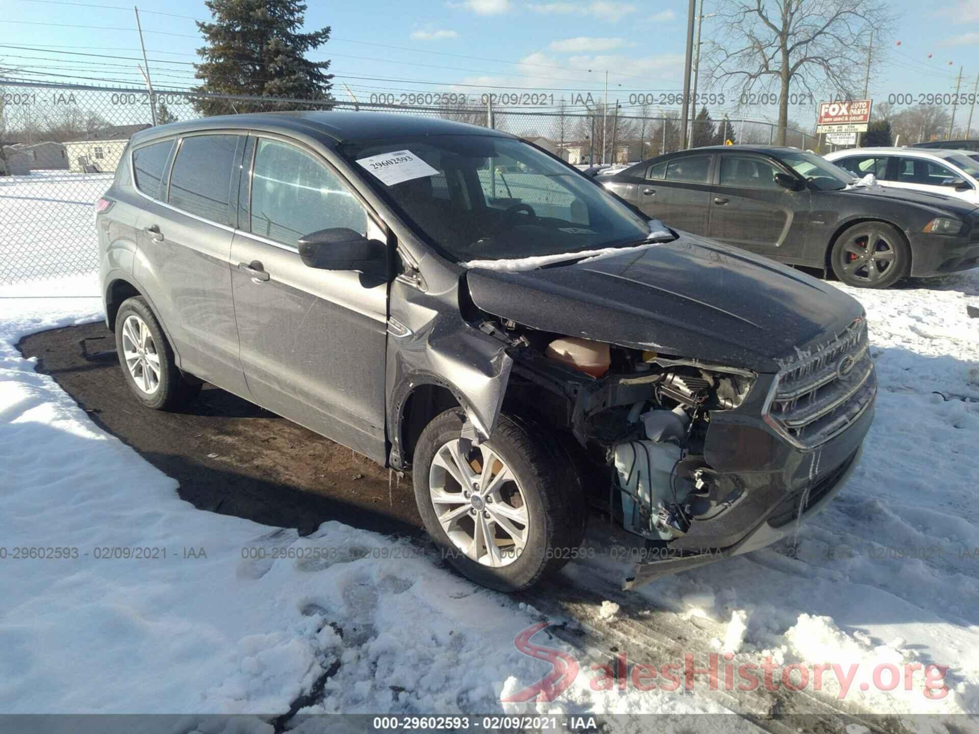 1FMCU0GDXHUE69915 2017 FORD ESCAPE