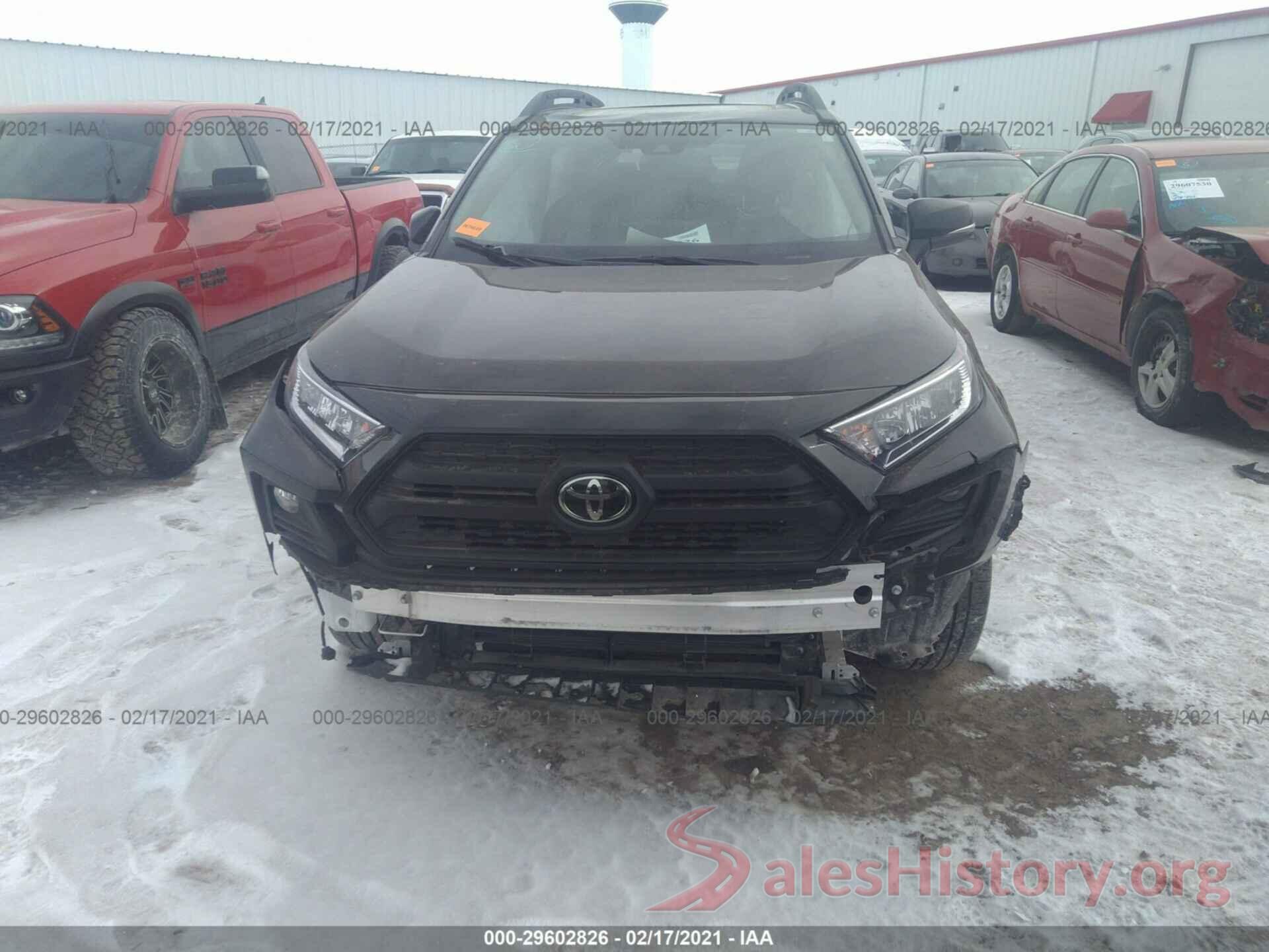 2T3J1RFV4LC096564 2020 TOYOTA RAV4