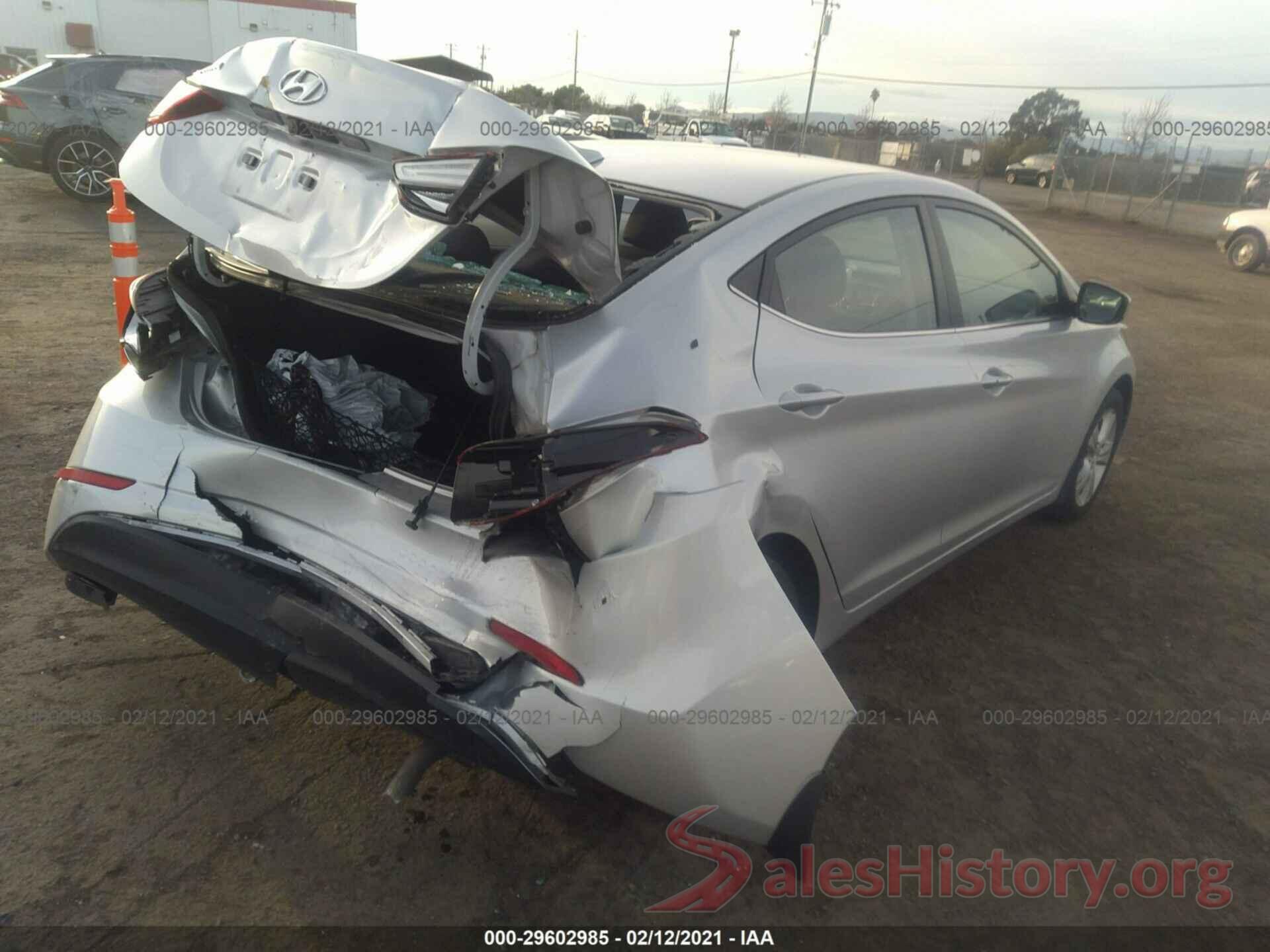 KMHDH4AE4GU573784 2016 HYUNDAI ELANTRA