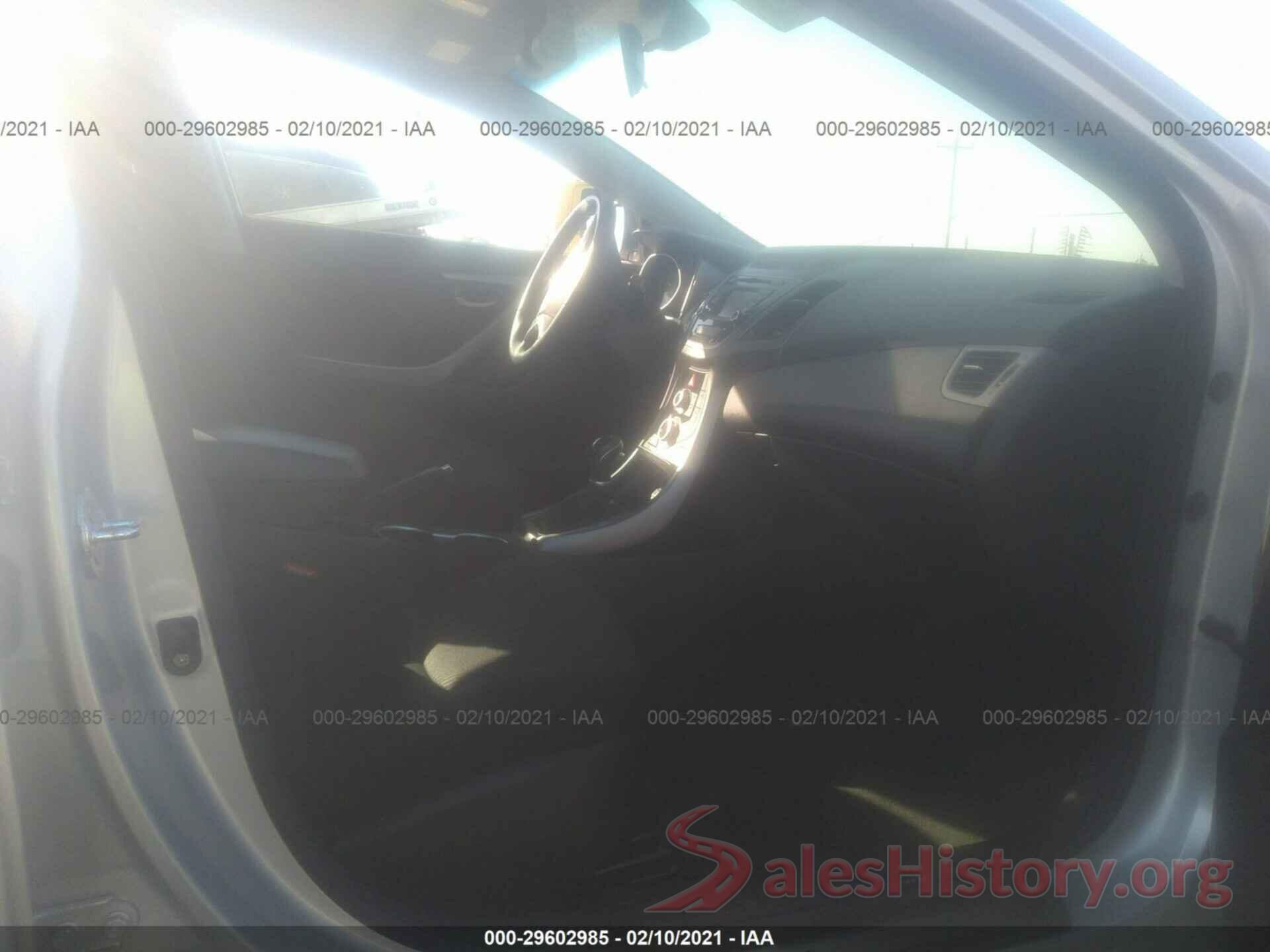 KMHDH4AE4GU573784 2016 HYUNDAI ELANTRA