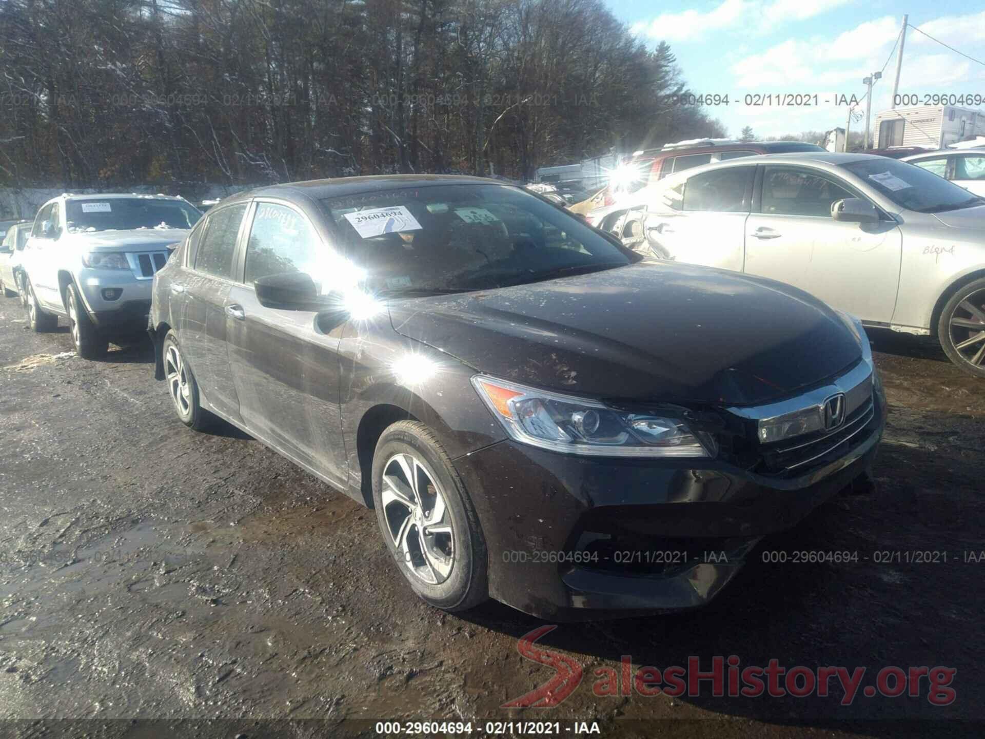 1HGCR2F3XHA152942 2017 HONDA ACCORD SEDAN