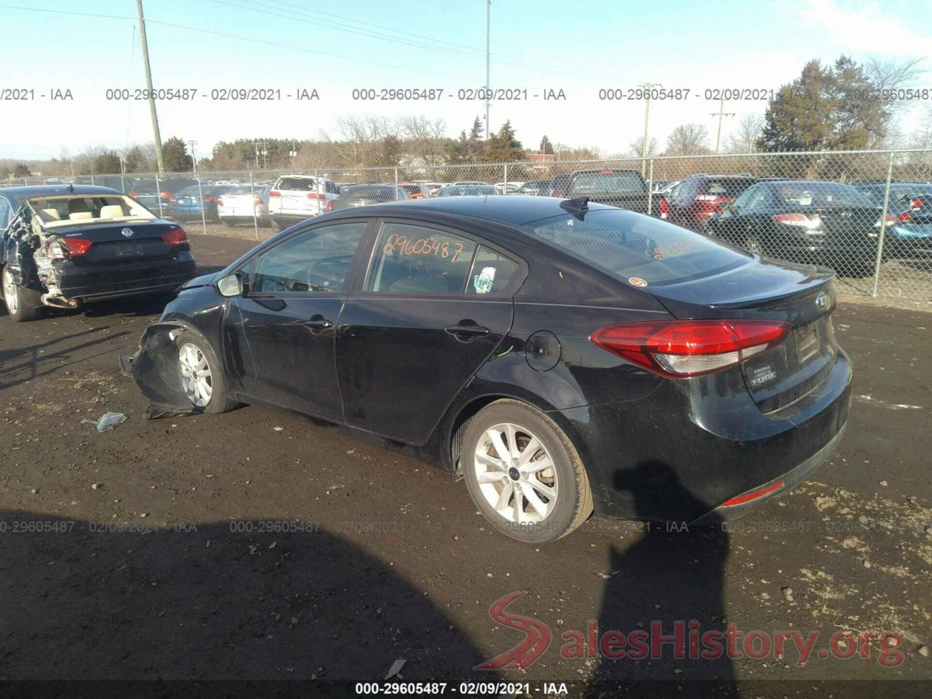 3KPFL4A78HE094118 2017 KIA FORTE