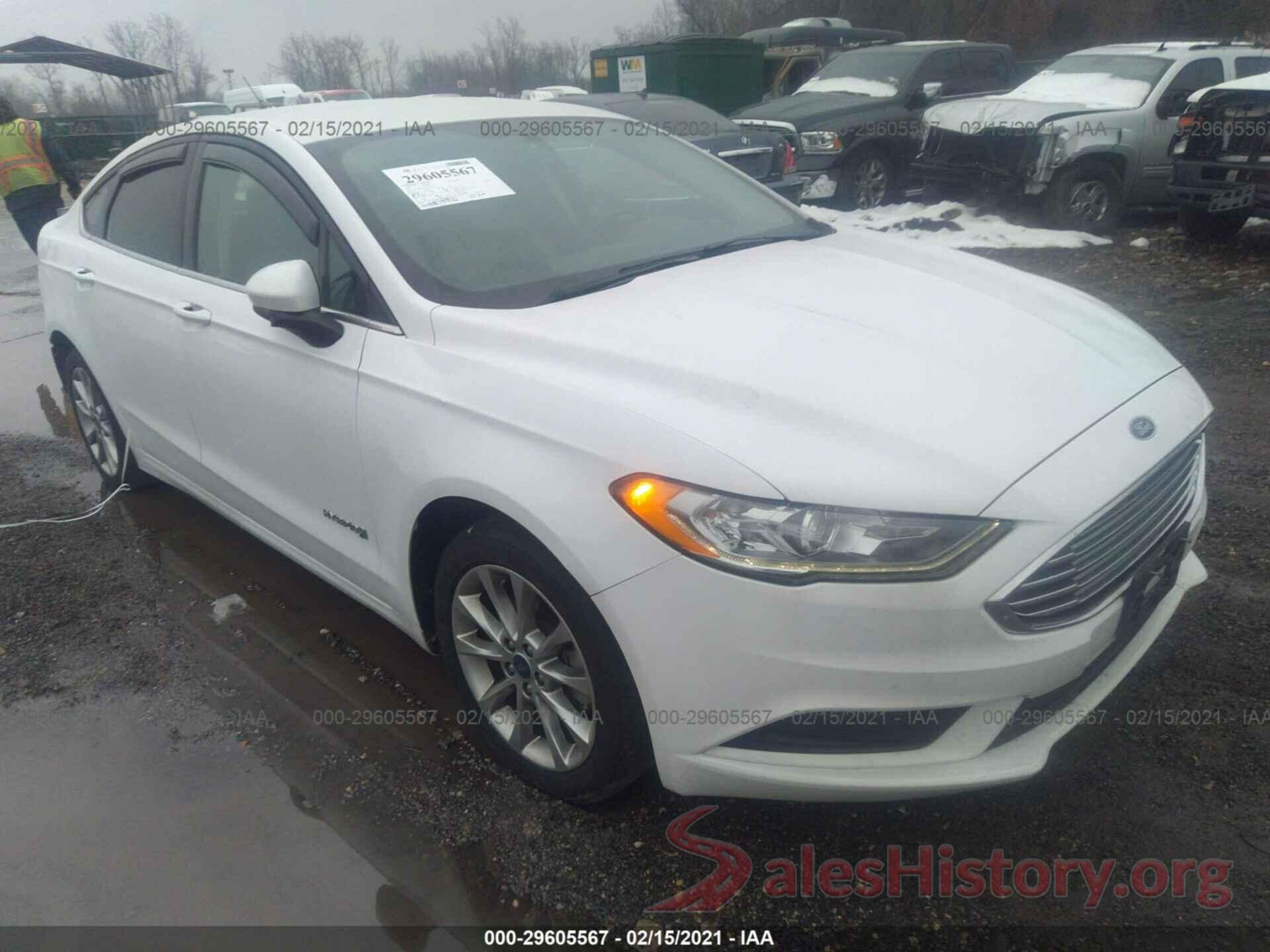 3FA6P0LU7HR232925 2017 FORD FUSION