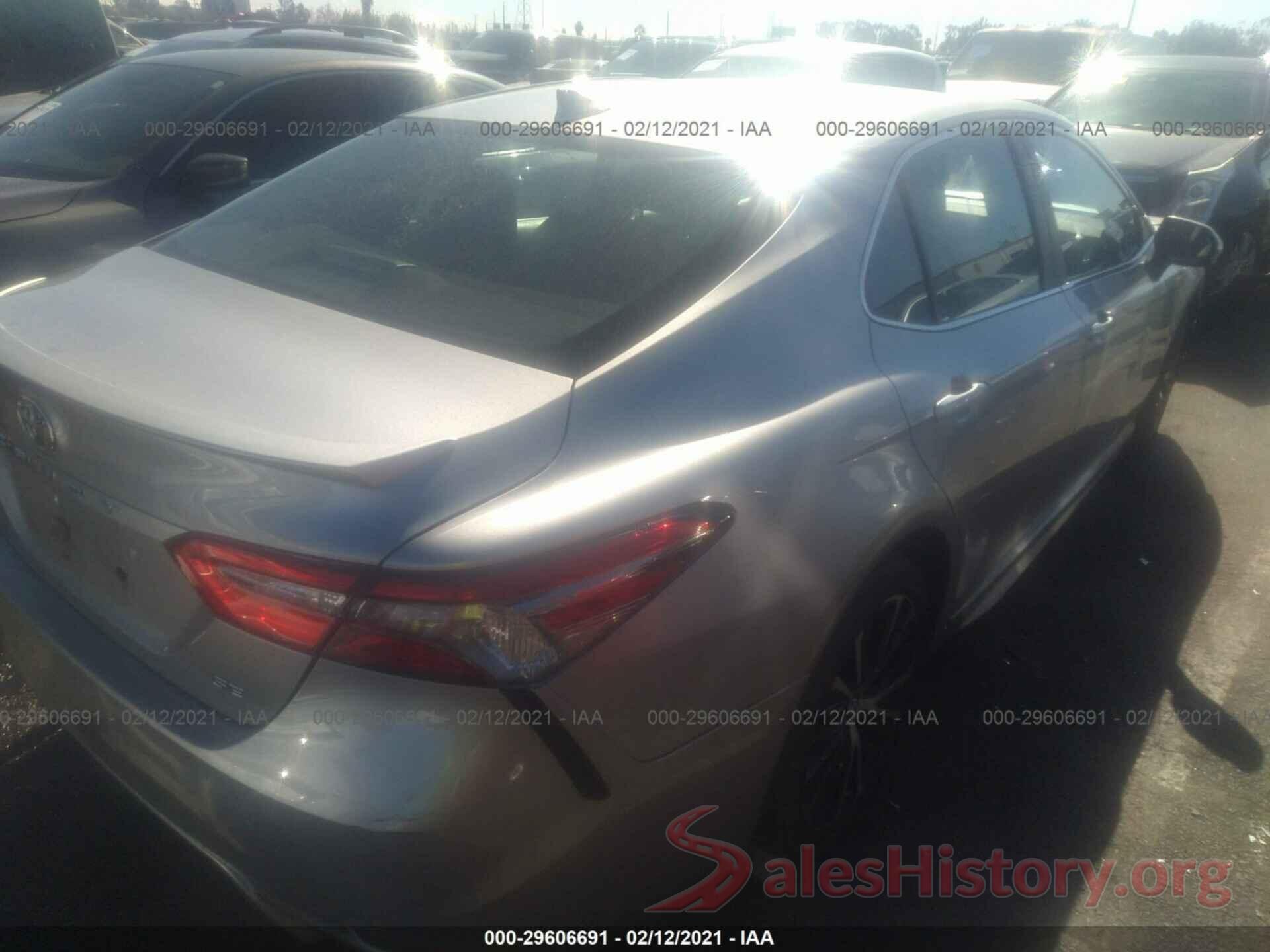 4T1B11HK3KU179403 2019 TOYOTA CAMRY