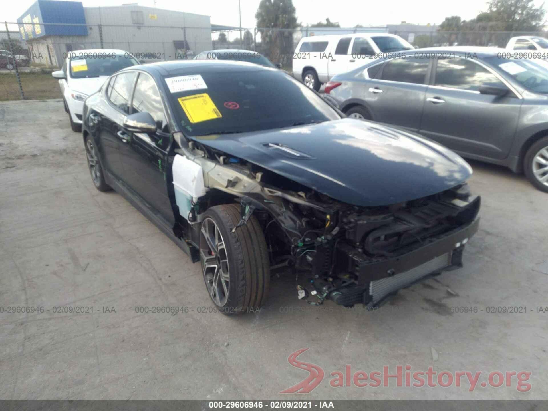 KNAE55LC4J6013582 2018 KIA STINGER