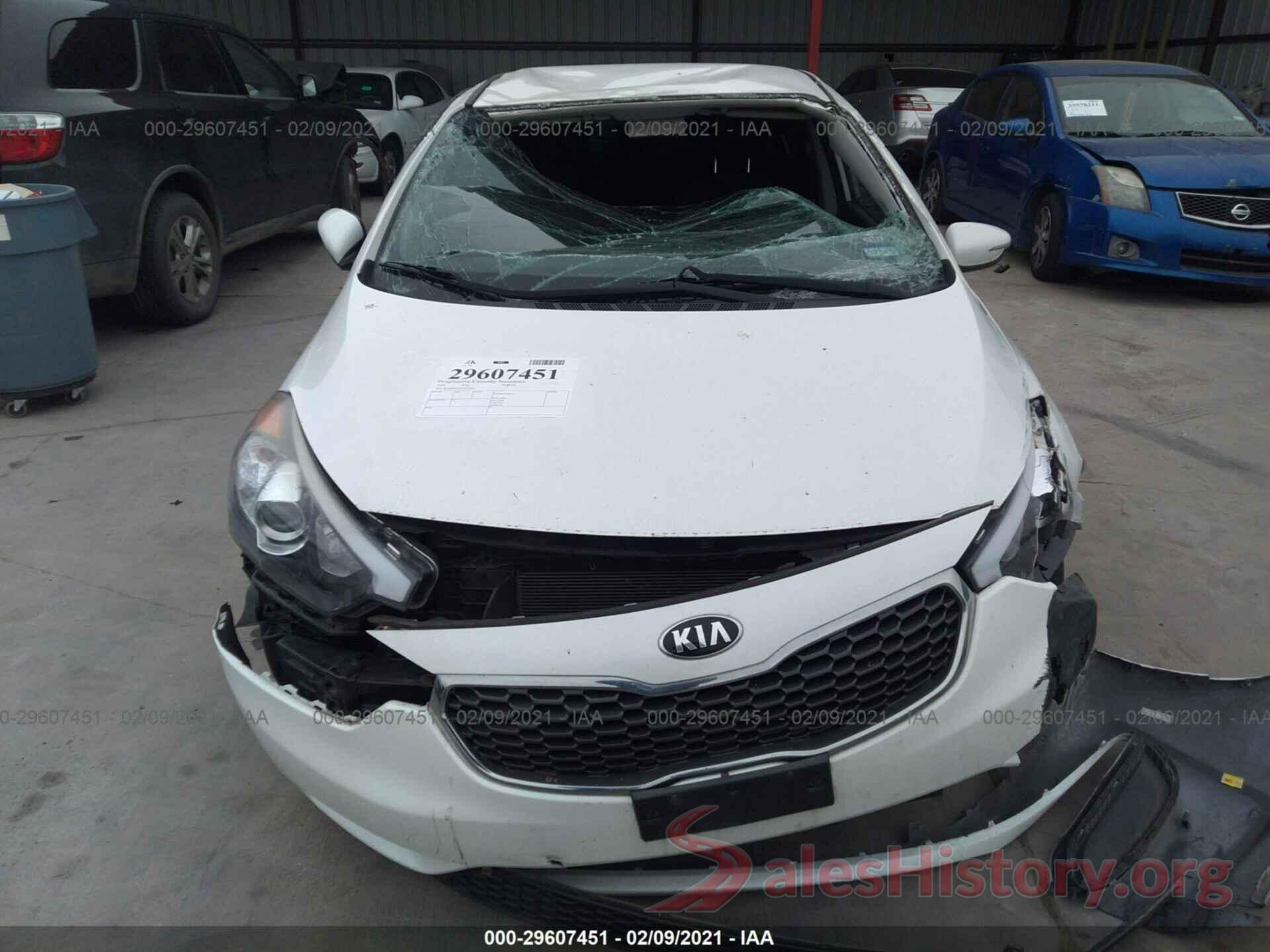 KNAFX4A65G5523833 2016 KIA FORTE