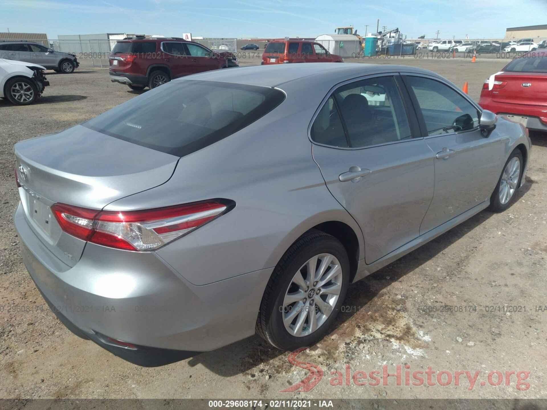 4T1B11HK6JU611206 2018 TOYOTA CAMRY