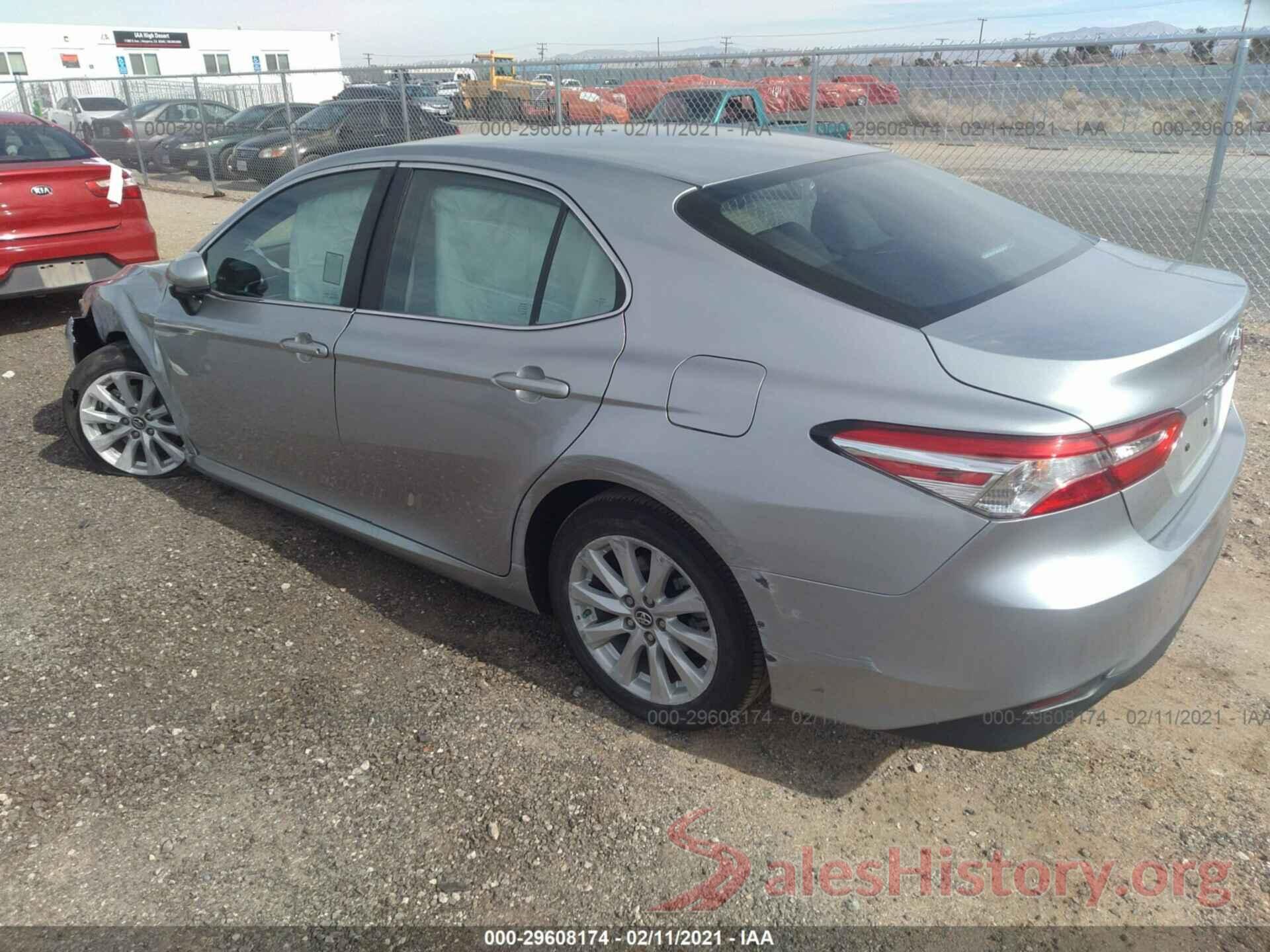 4T1B11HK6JU611206 2018 TOYOTA CAMRY