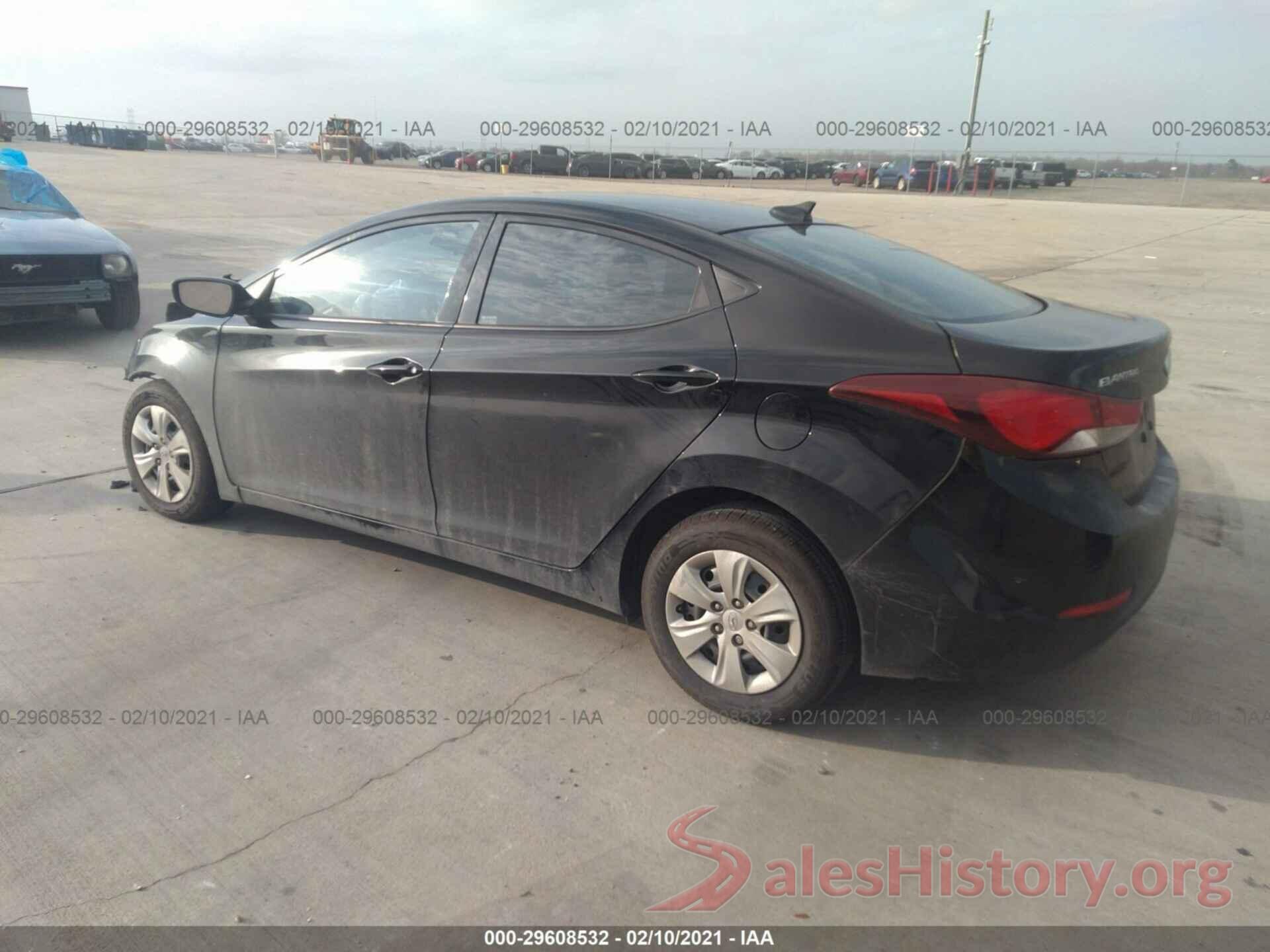 5NPDH4AE3GH744961 2016 HYUNDAI ELANTRA