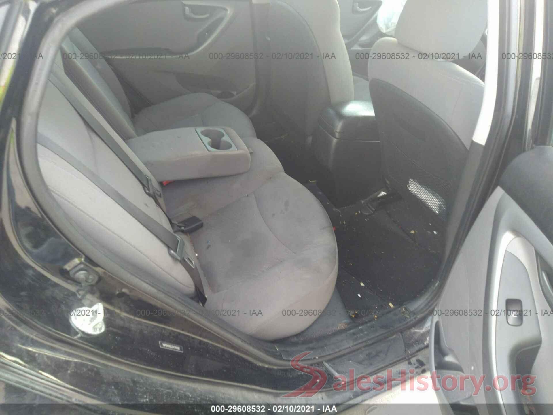 5NPDH4AE3GH744961 2016 HYUNDAI ELANTRA