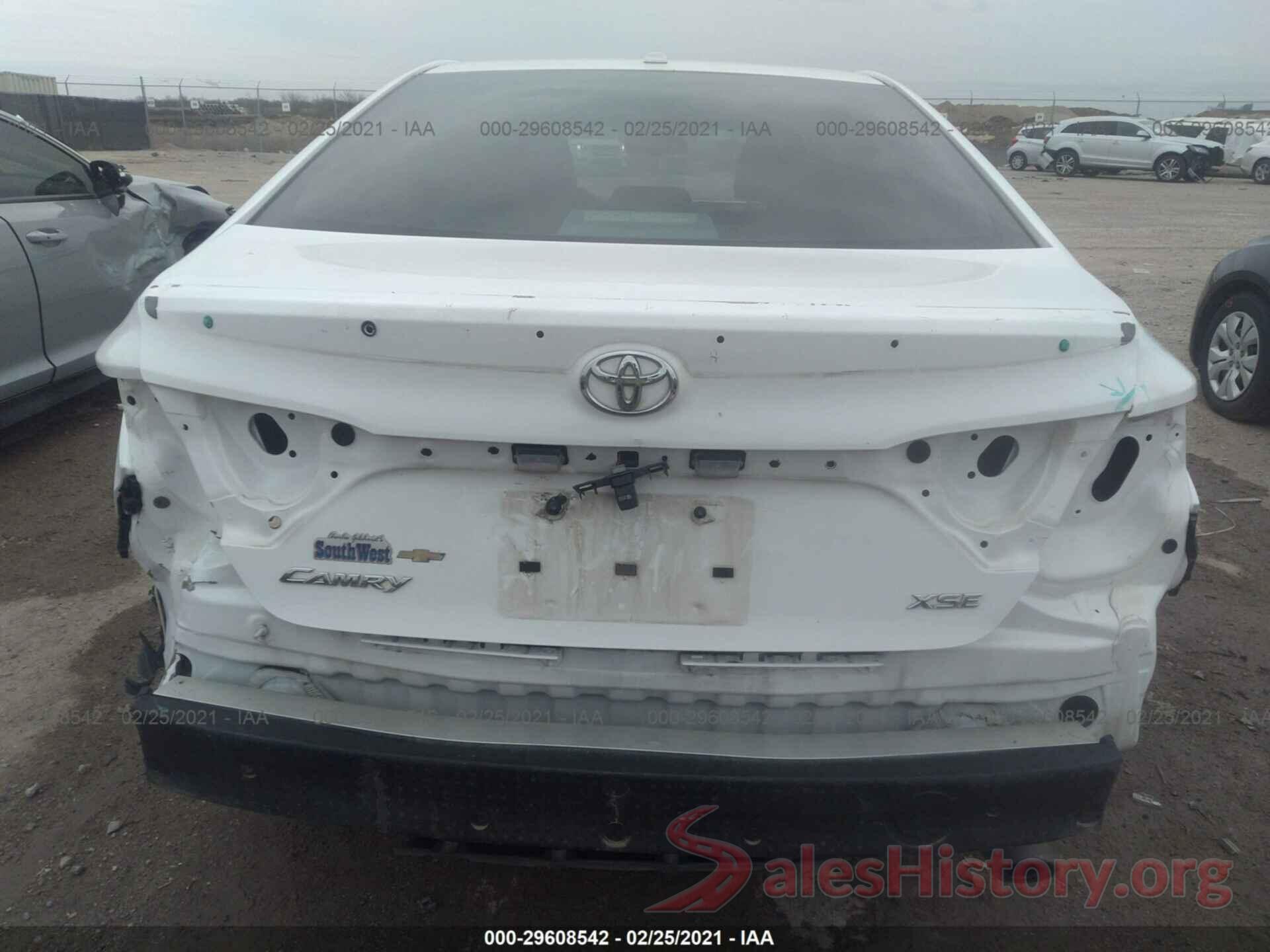 4T1BF1FK1GU203015 2016 TOYOTA CAMRY