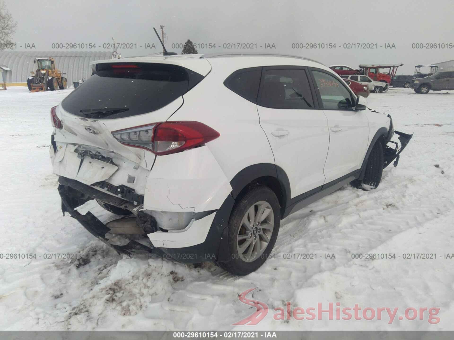 KM8J3CA48HU562825 2017 HYUNDAI TUCSON