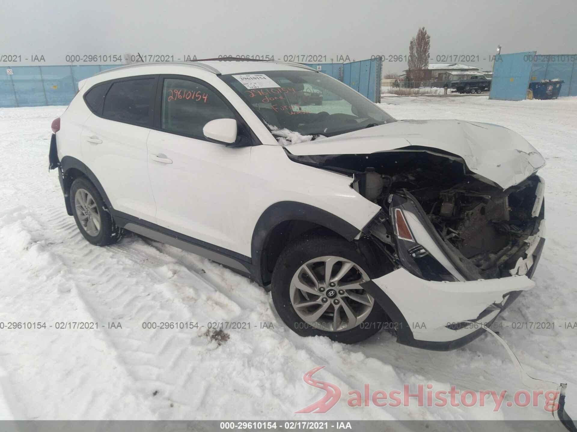 KM8J3CA48HU562825 2017 HYUNDAI TUCSON