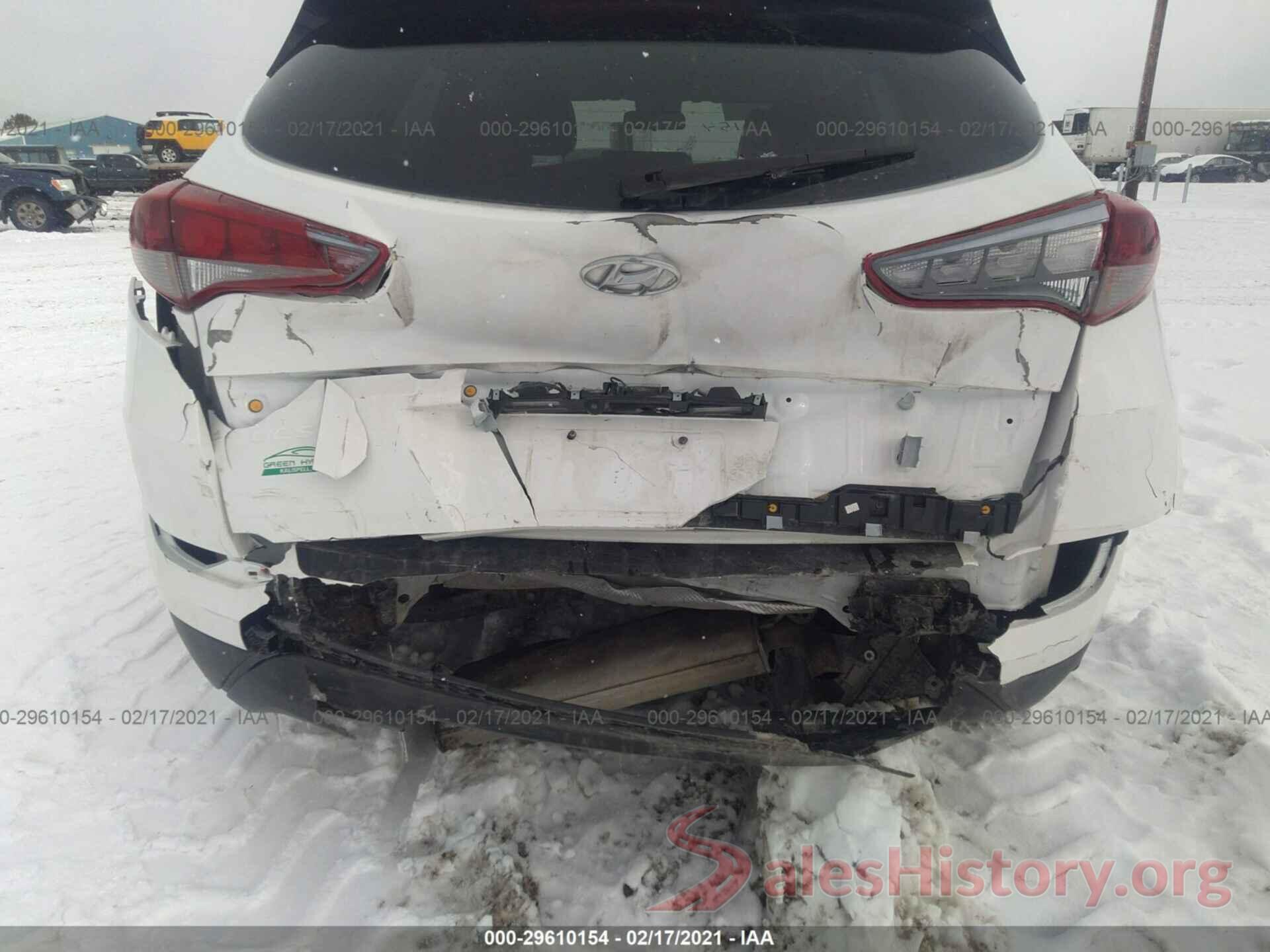 KM8J3CA48HU562825 2017 HYUNDAI TUCSON