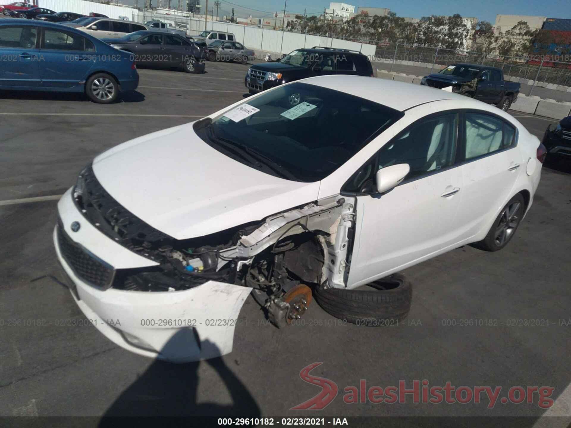 3KPFL4A82HE005510 2017 KIA FORTE