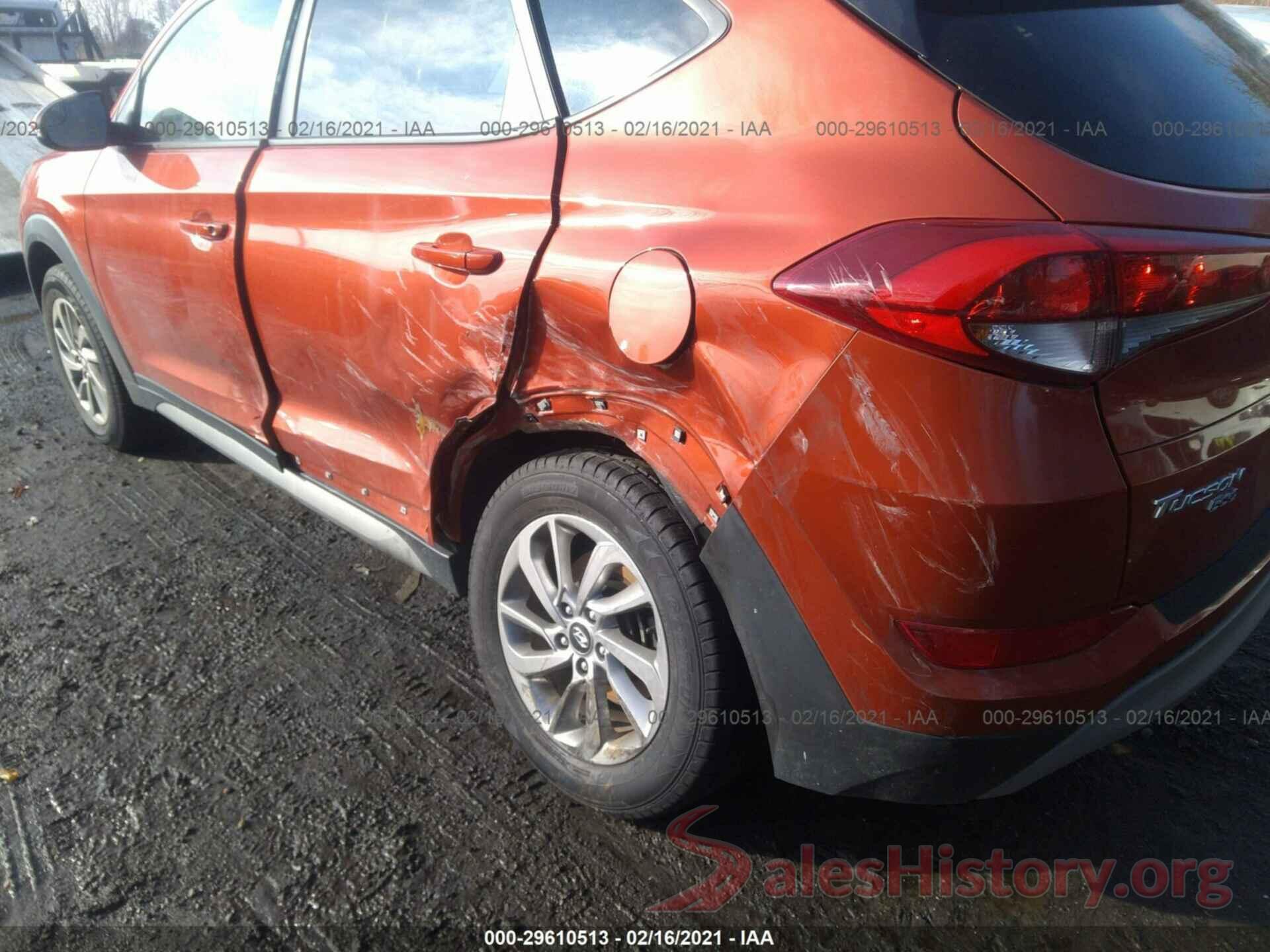 KM8J3CA27HU313303 2017 HYUNDAI TUCSON