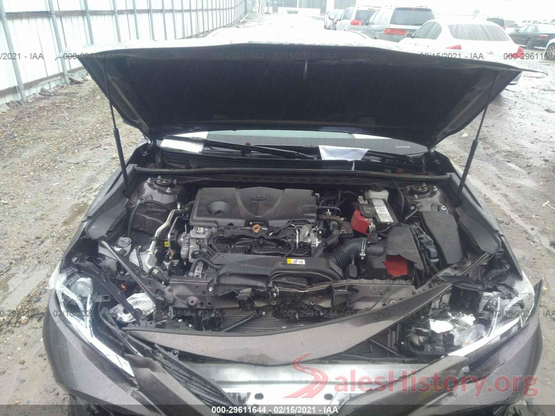 4T1C11AK0LU908229 2020 TOYOTA CAMRY