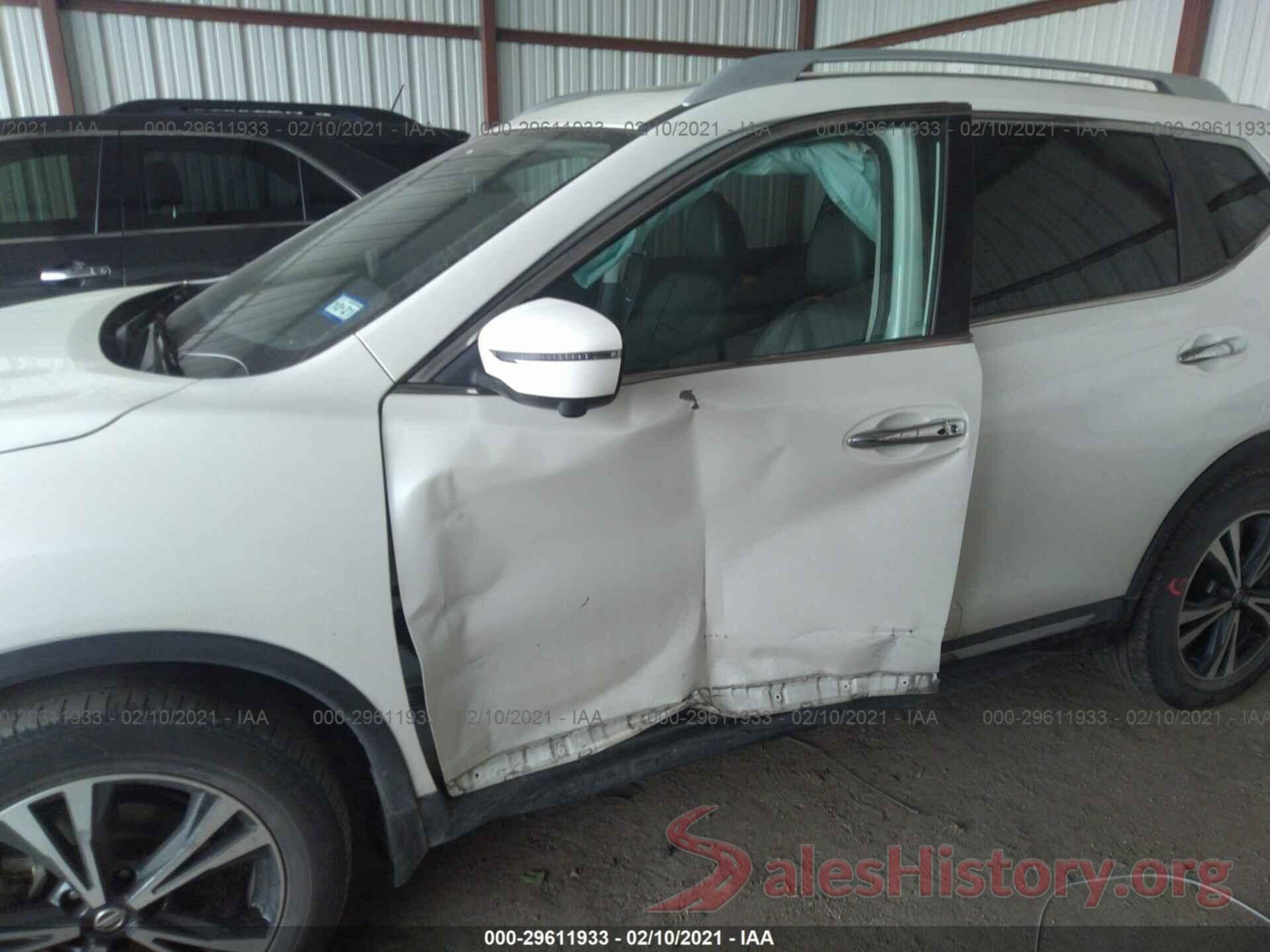 5N1AT2MTXHC831880 2017 NISSAN ROGUE