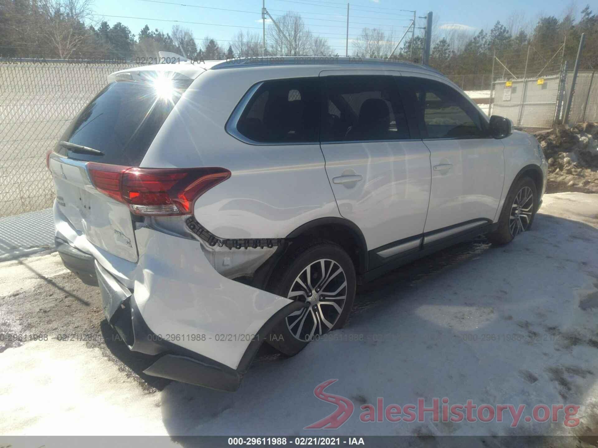 JA4AD3A37JZ026640 2018 MITSUBISHI OUTLANDER