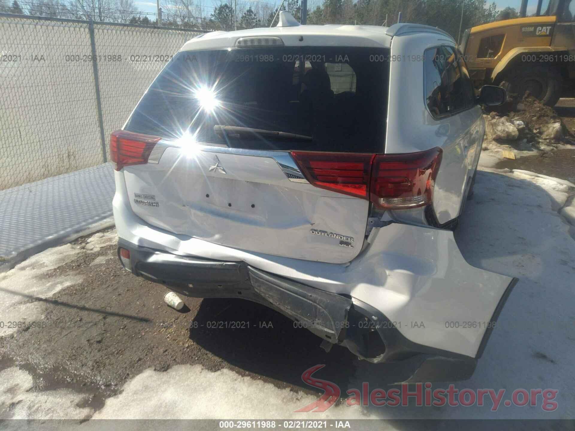 JA4AD3A37JZ026640 2018 MITSUBISHI OUTLANDER