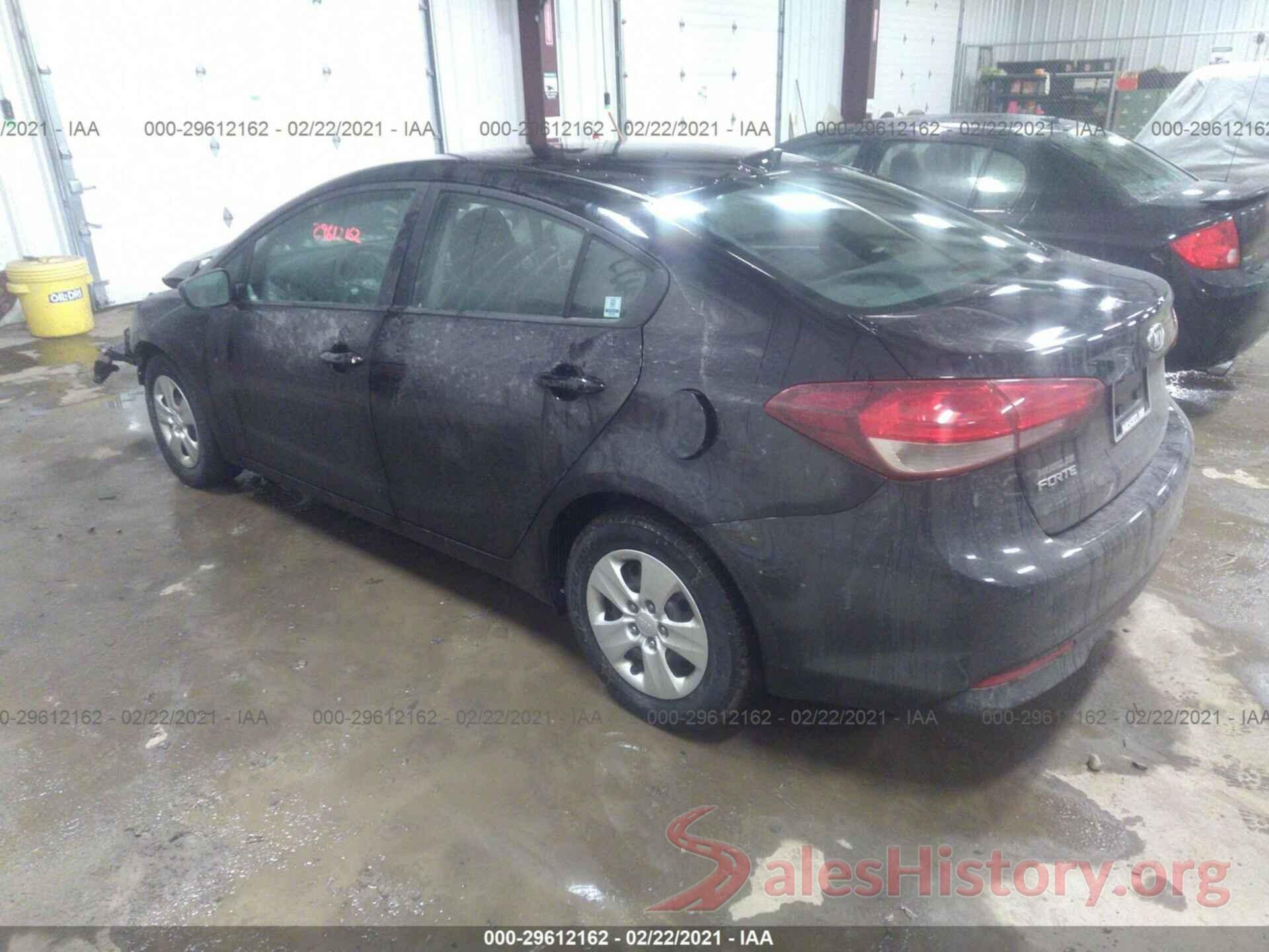 3KPFK4A78HE073434 2017 KIA FORTE