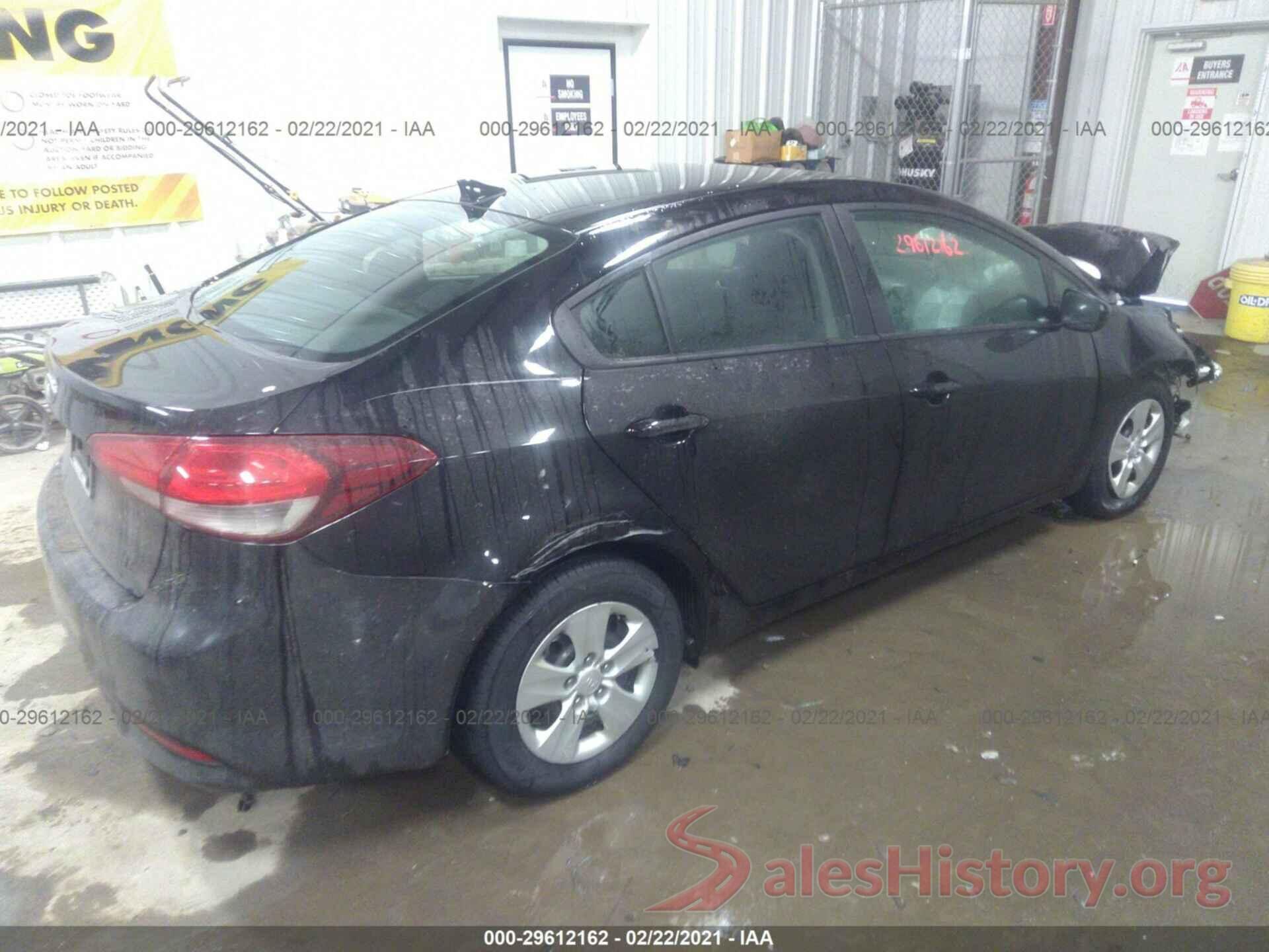 3KPFK4A78HE073434 2017 KIA FORTE