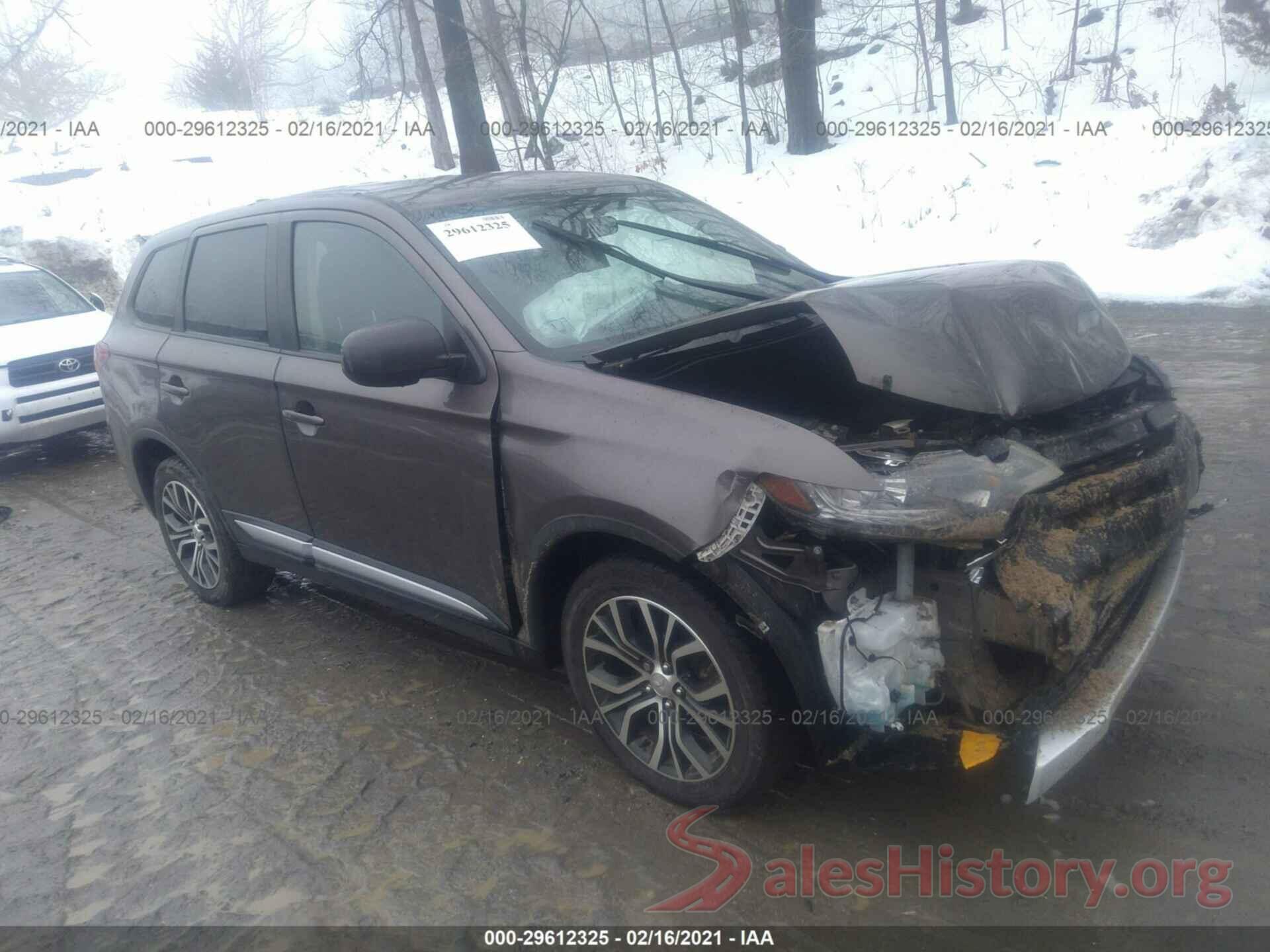 JA4AZ3A36JZ064958 2018 MITSUBISHI OUTLANDER