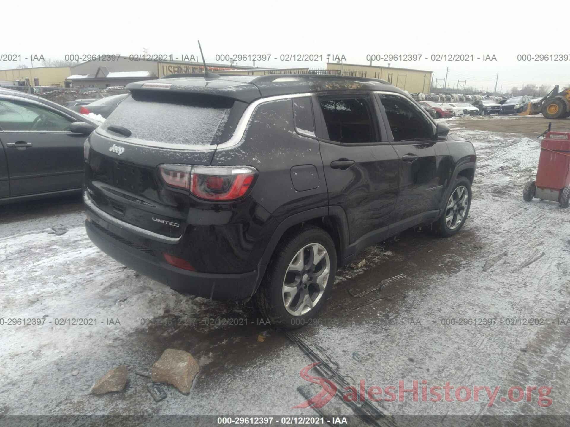 3C4NJDCB9JT259484 2018 JEEP COMPASS