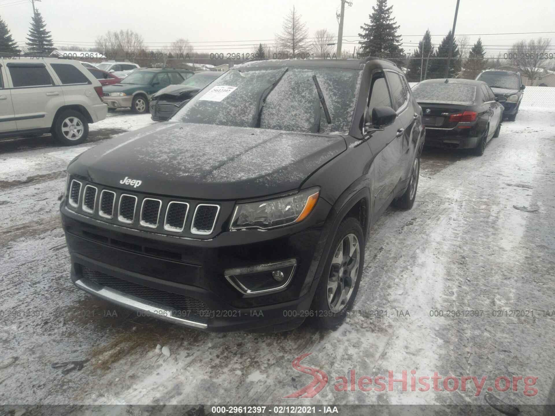 3C4NJDCB9JT259484 2018 JEEP COMPASS