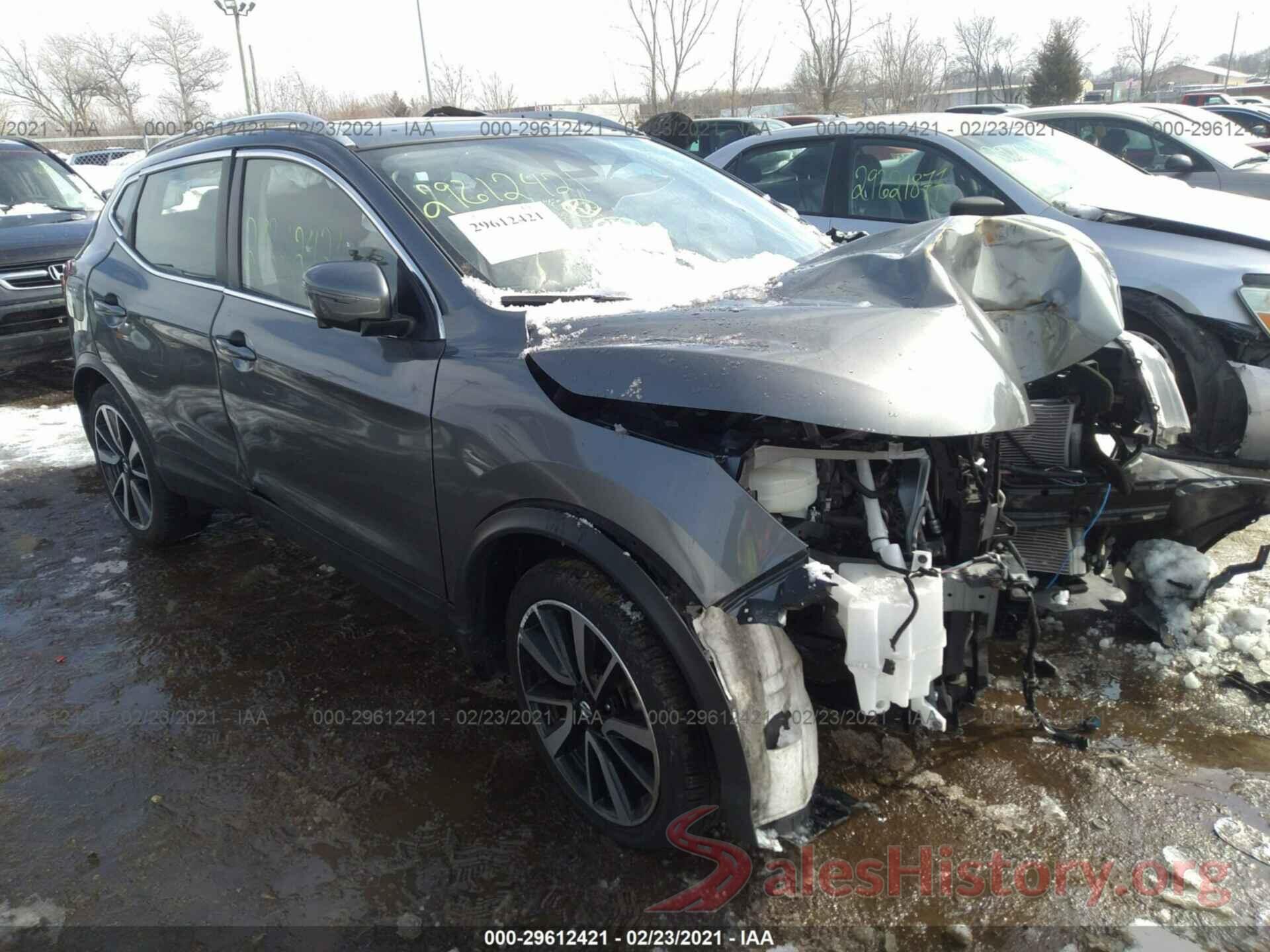 JN1BJ1CR7JW253761 2018 NISSAN ROGUE SPORT