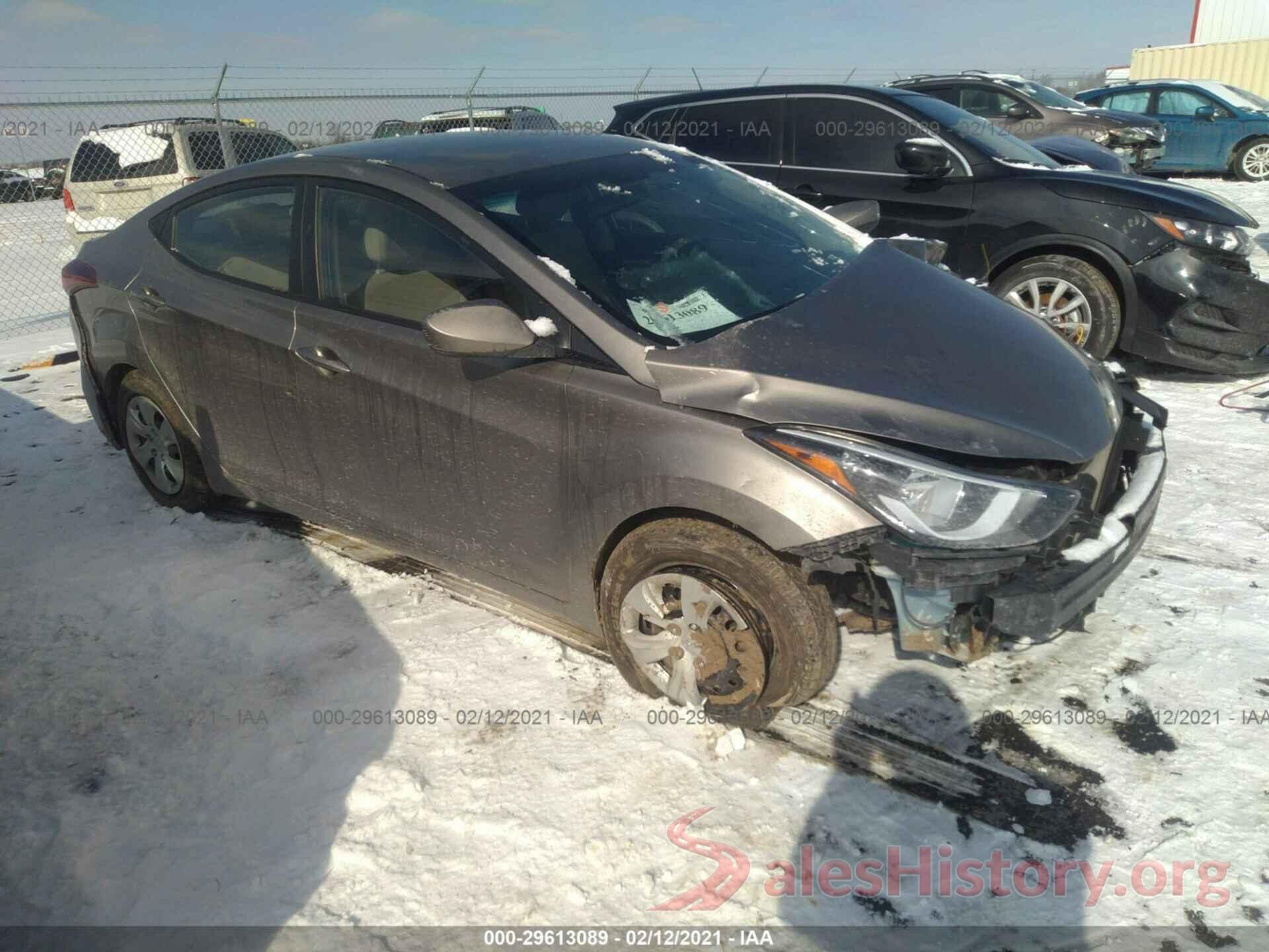 5NPDH4AE4GH678758 2016 HYUNDAI ELANTRA