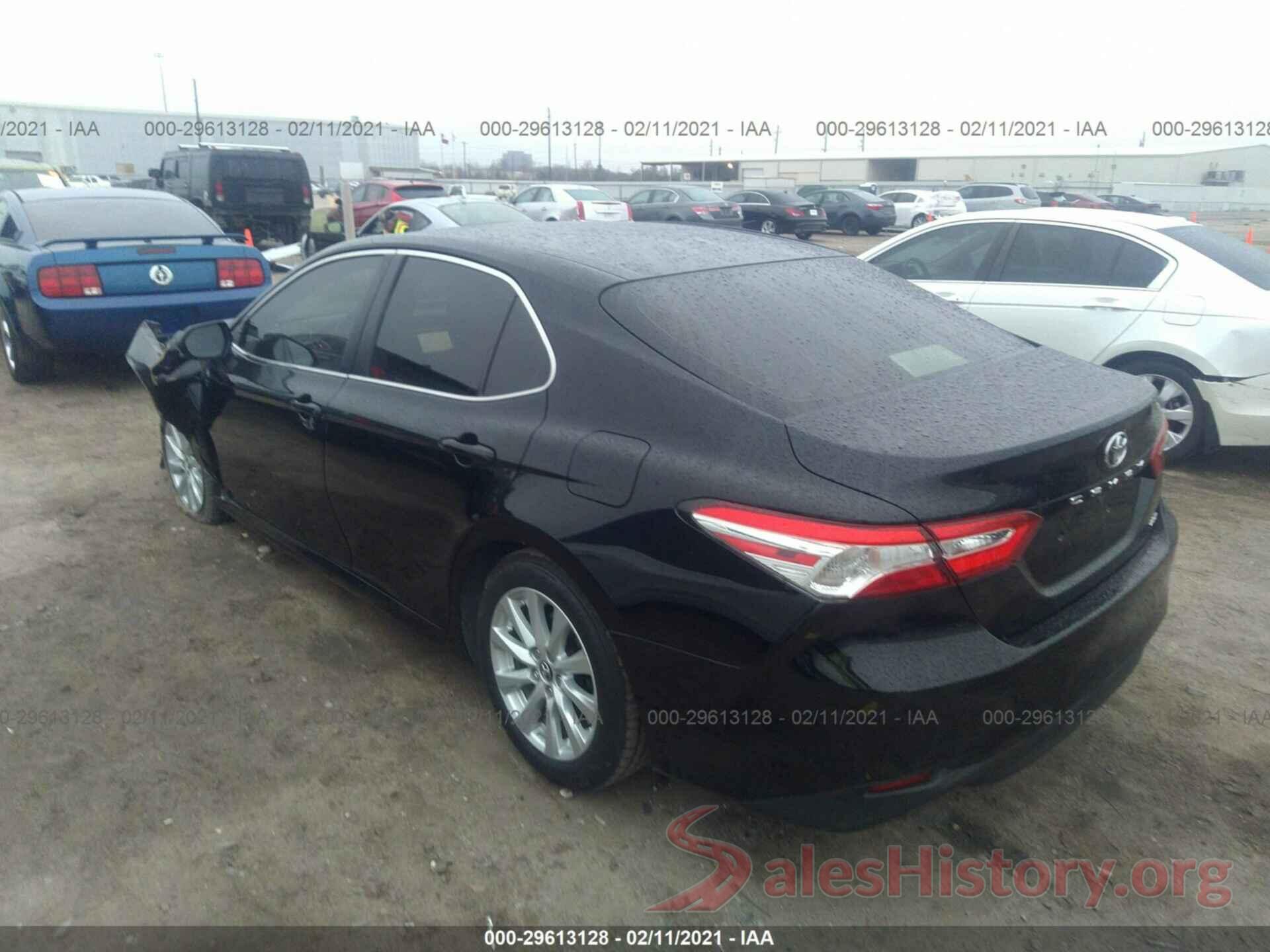 JTNB11HK7J3048026 2018 TOYOTA CAMRY