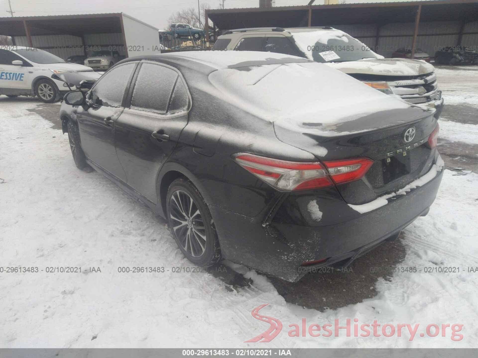 4T1B11HK4JU107351 2018 TOYOTA CAMRY