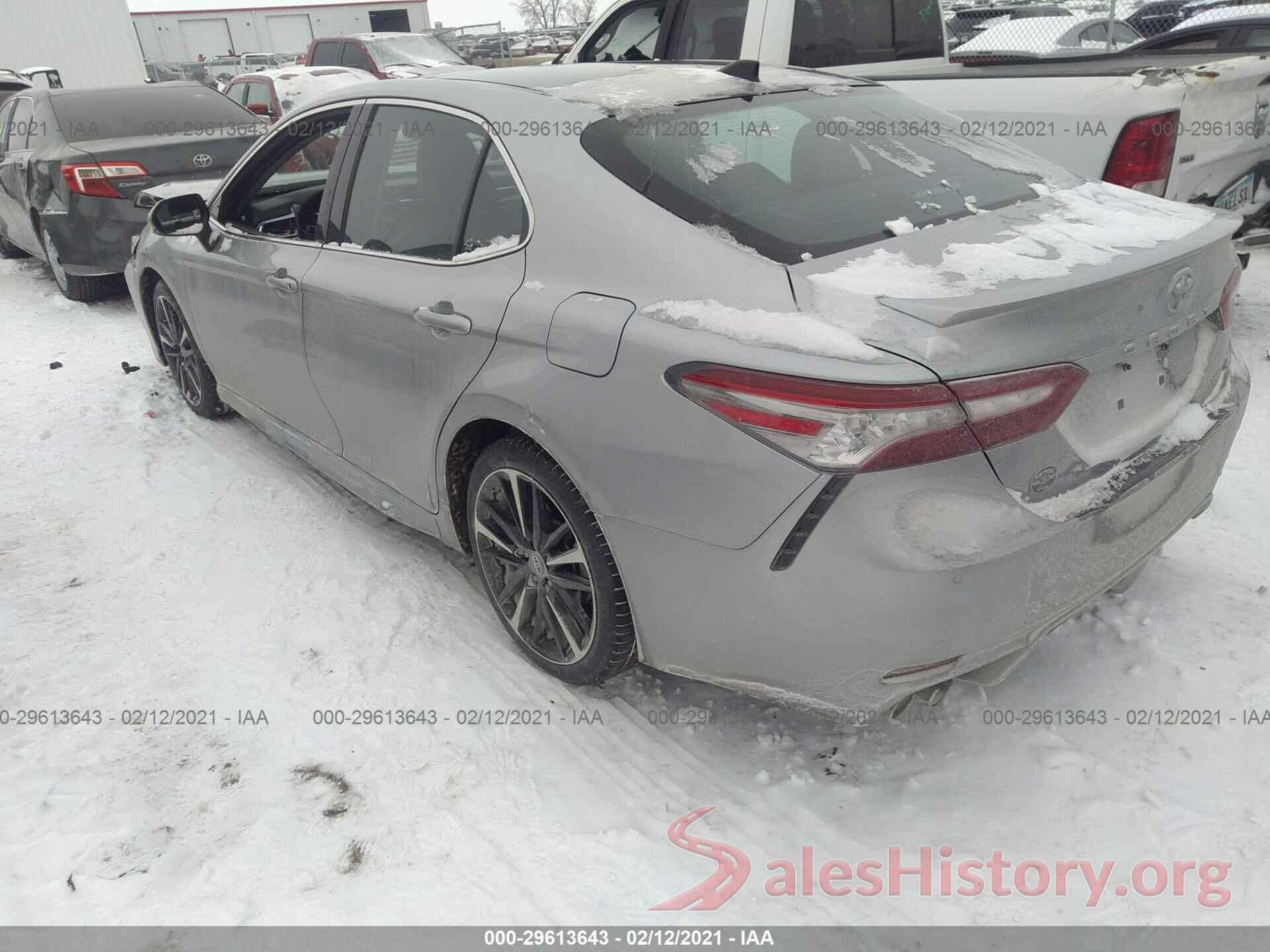 4T1B61HK8JU040822 2018 TOYOTA CAMRY