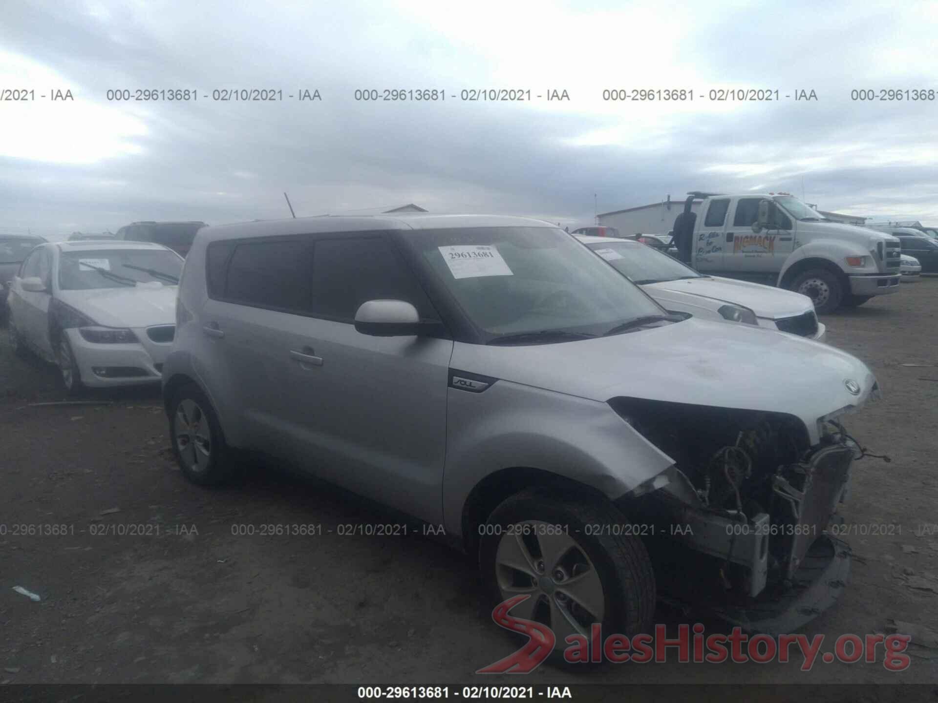 KNDJN2A21G7846673 2016 KIA SOUL