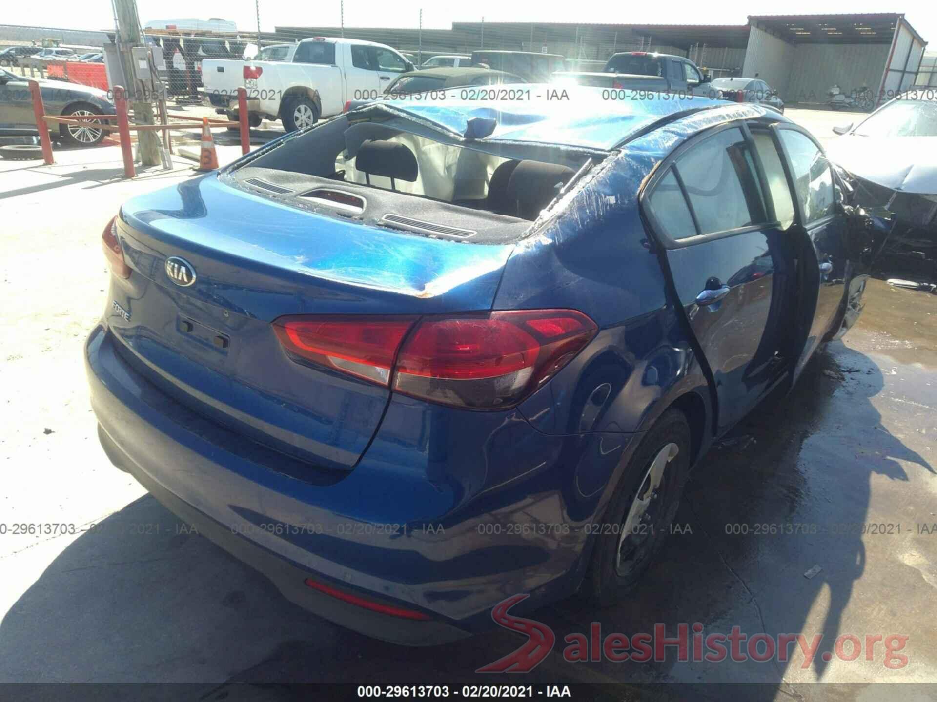 3KPFK4A71HE135787 2017 KIA FORTE