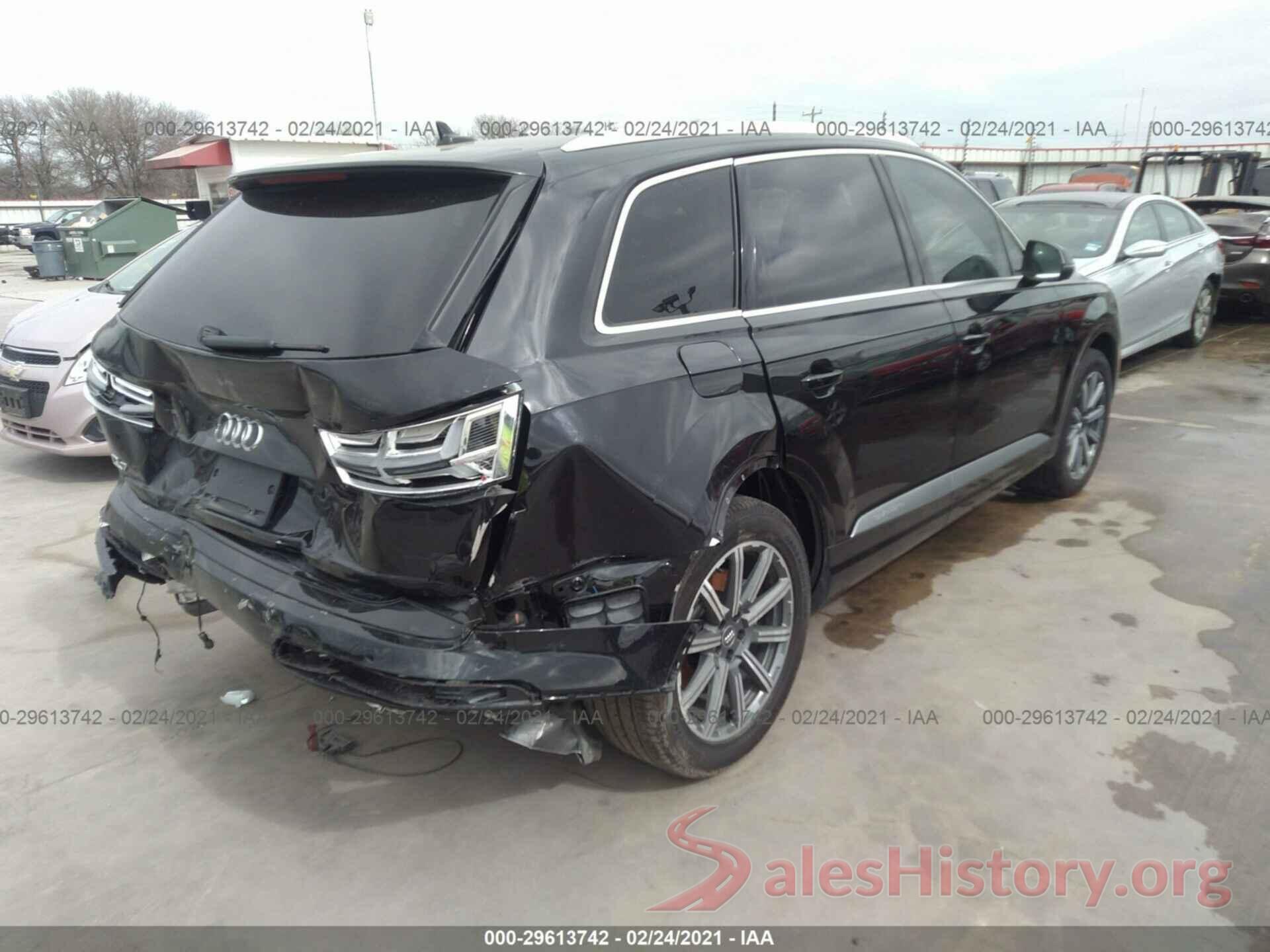 WA1LHAF75KD022646 2019 AUDI Q7