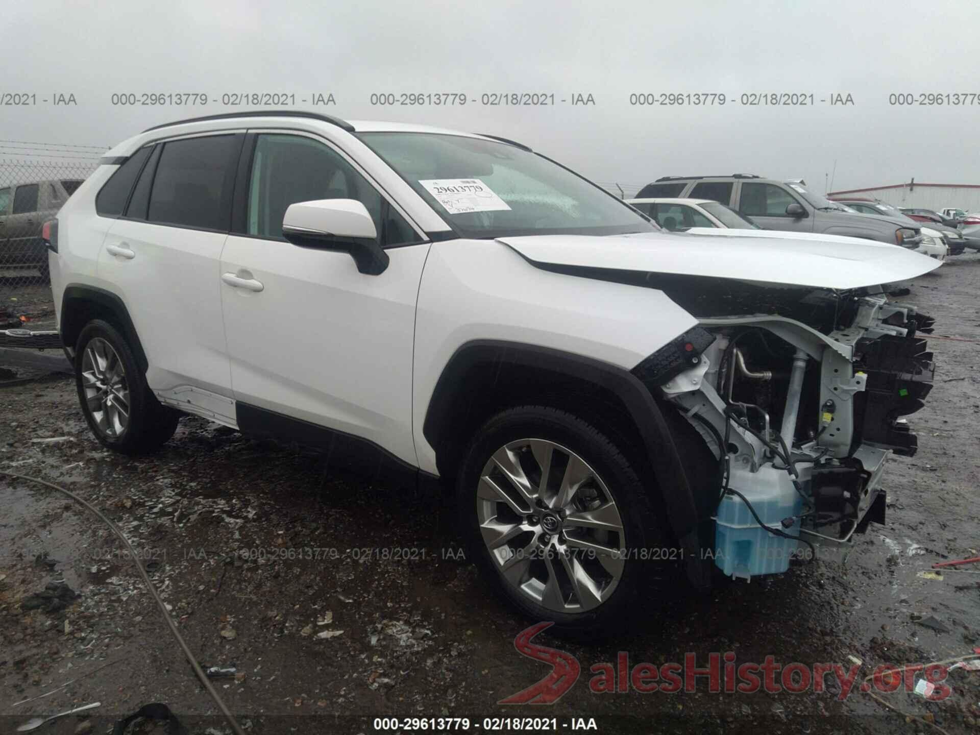 2T3C1RFV2KW017995 2019 TOYOTA RAV4