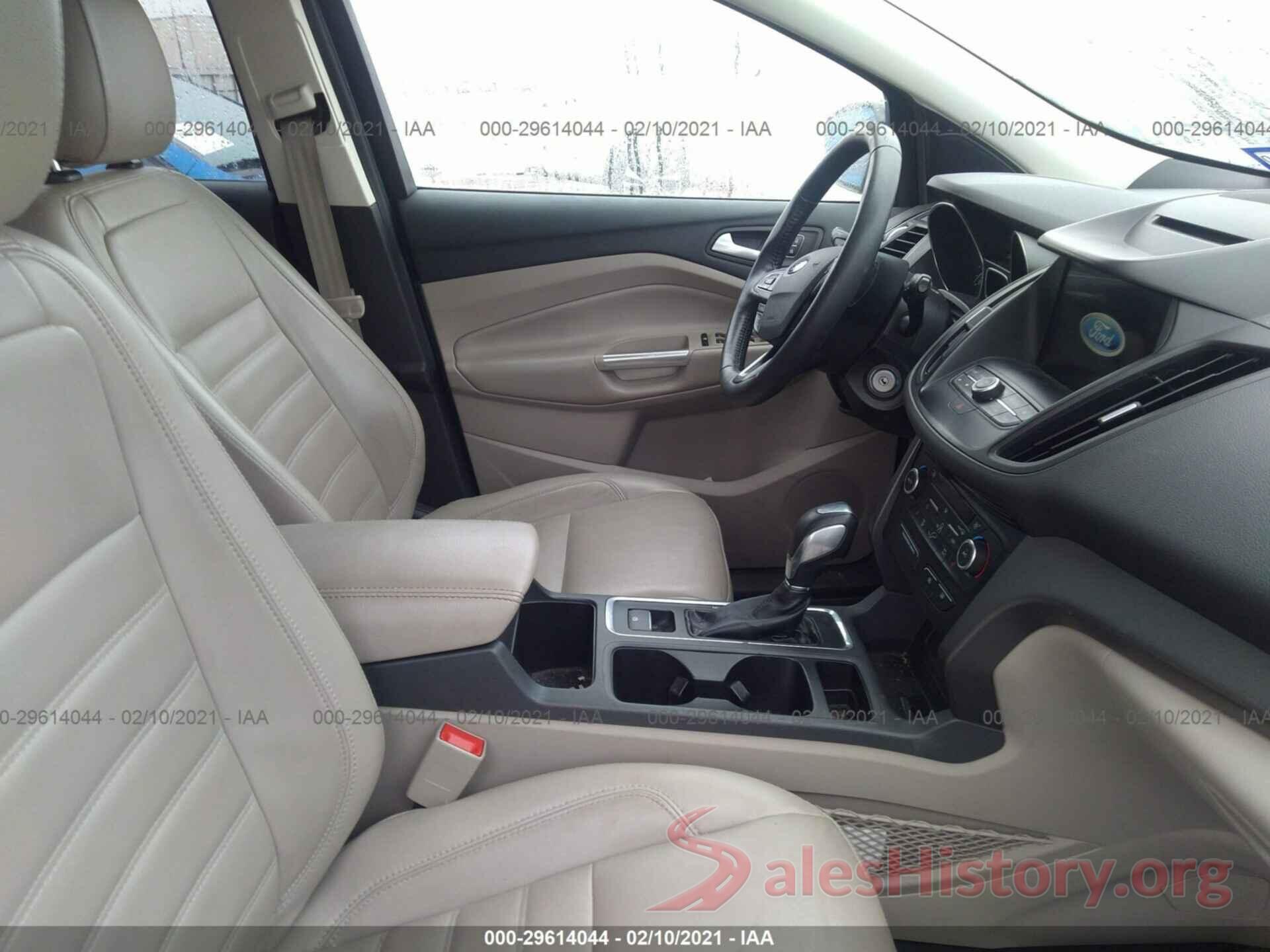 1FMCU0HD7JUB85467 2018 FORD ESCAPE