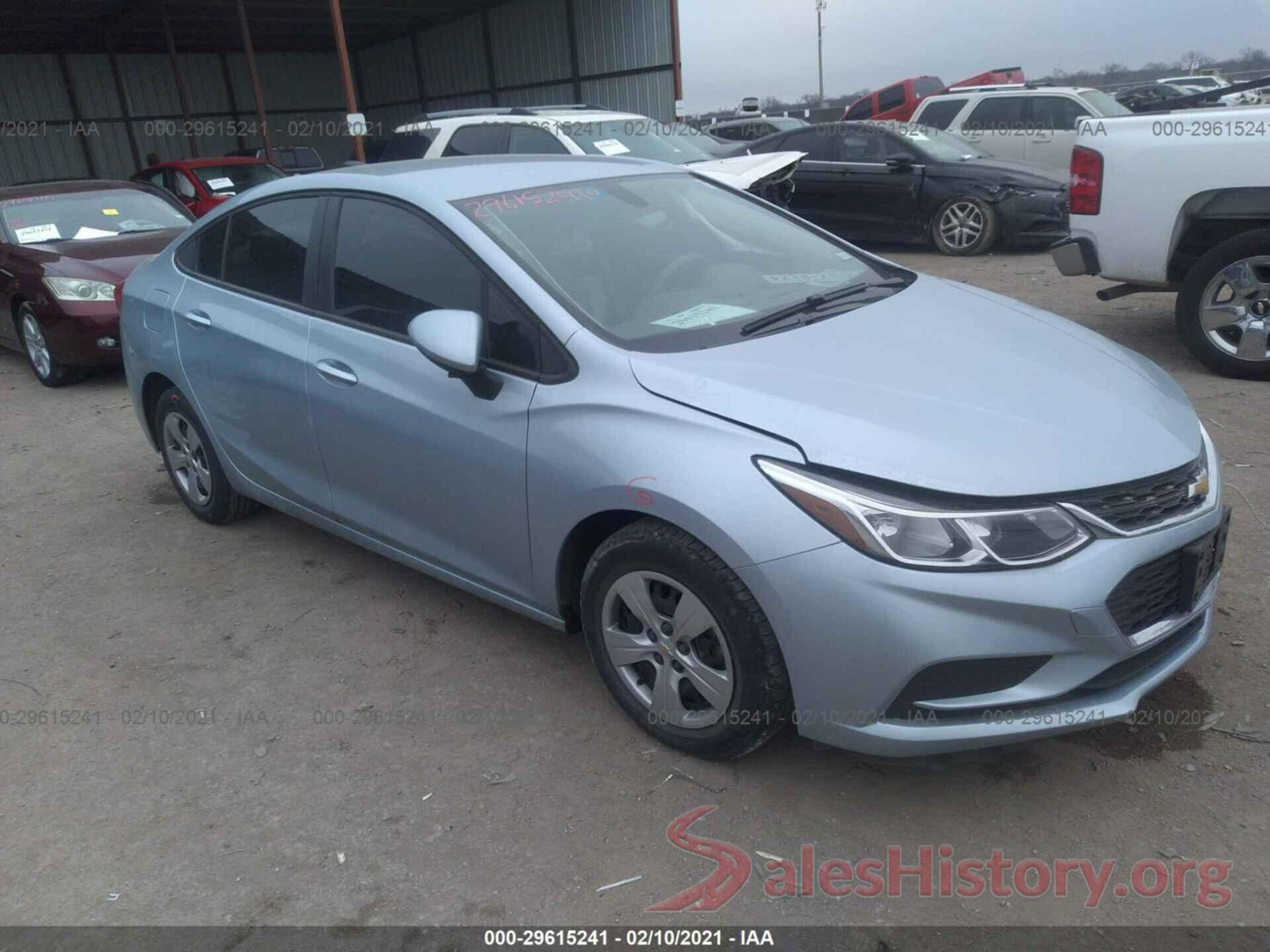 1G1BC5SM4J7207621 2018 CHEVROLET CRUZE