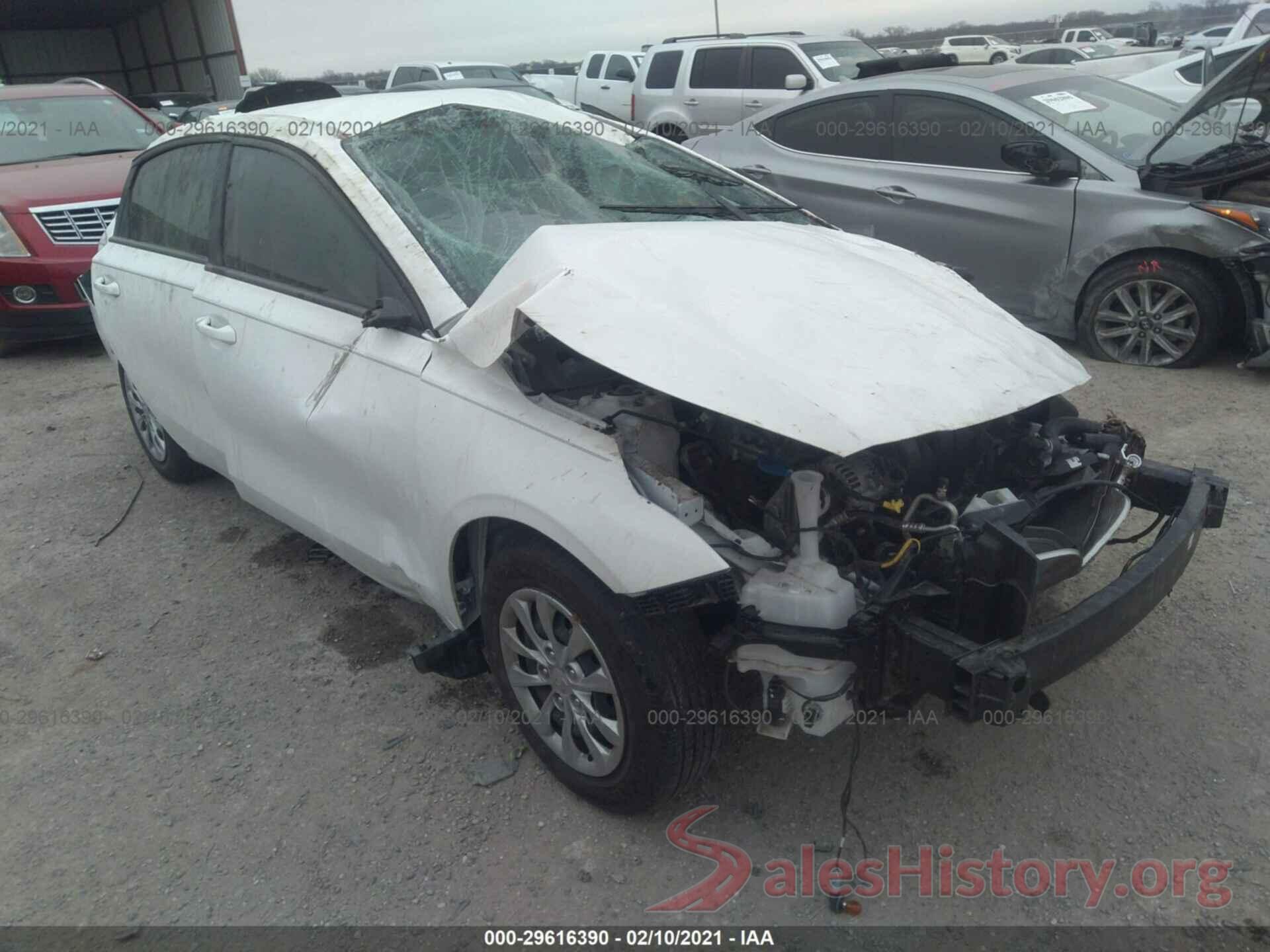 3KPF24ADXKE136966 2019 KIA FORTE