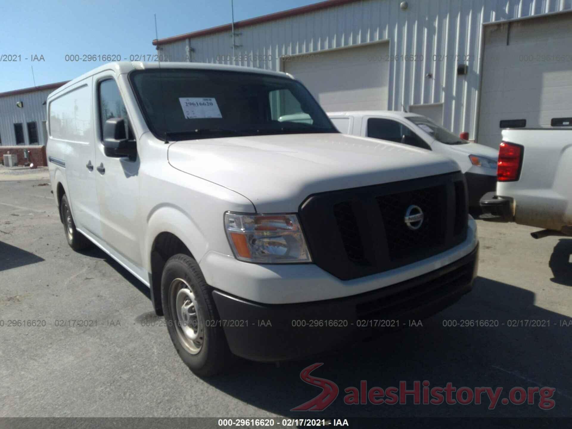 1N6BF0KM2GN812532 2016 NISSAN NV