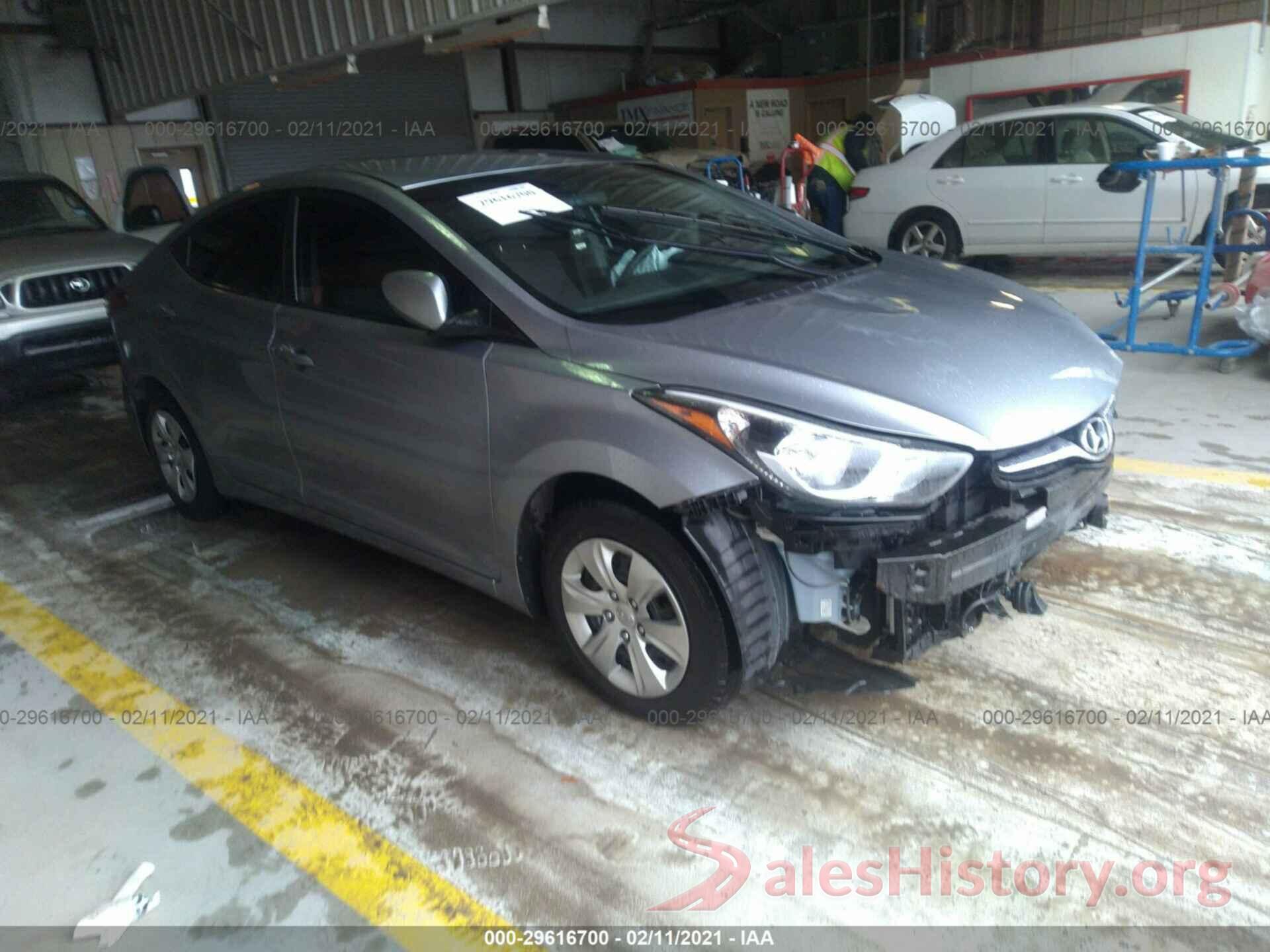 5NPDH4AE6GH702803 2016 HYUNDAI ELANTRA