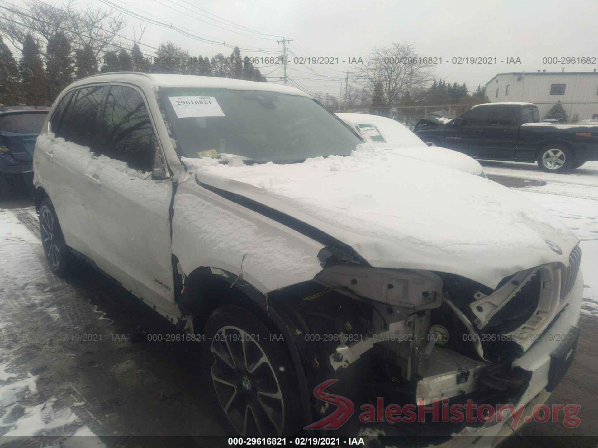 5UXKR0C54J0Y01732 2018 BMW X5