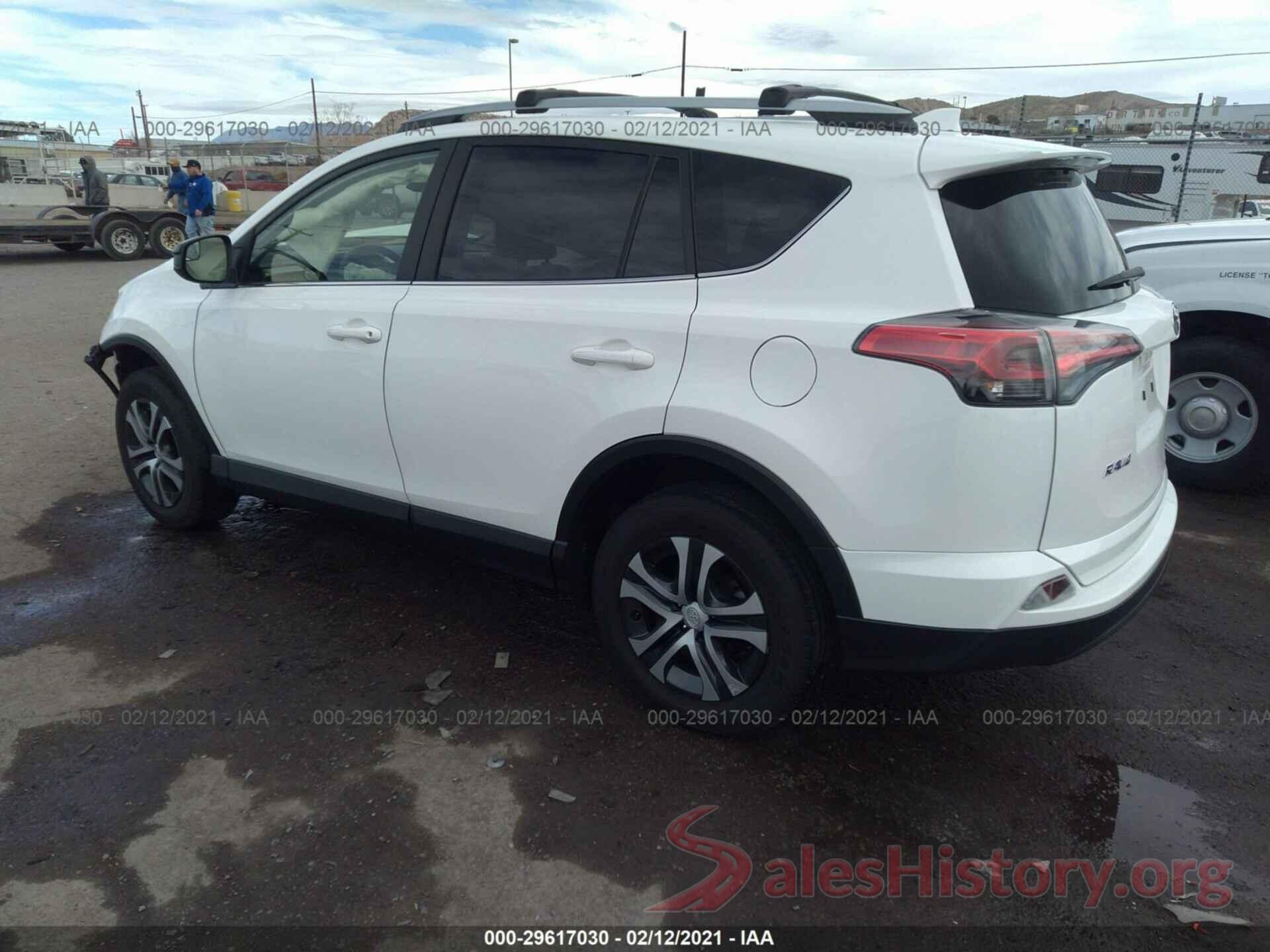 JTMZFREV5HJ110921 2017 TOYOTA RAV4