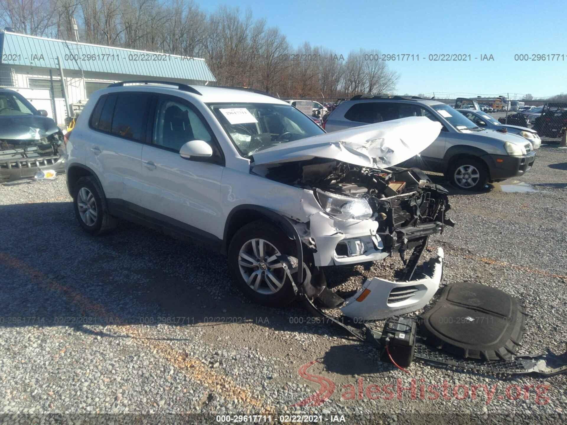 WVGBV7AXXHK041813 2017 VOLKSWAGEN TIGUAN